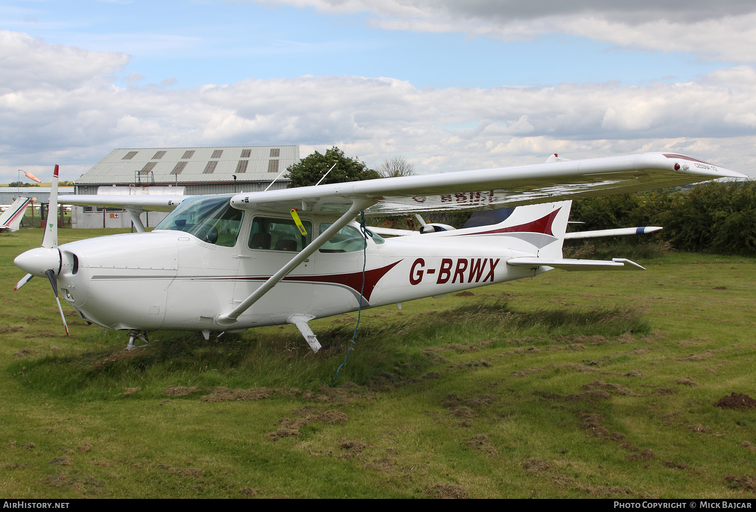 Aircraft Photo of G-BRWX | Cessna 172P Skyhawk II | AirHistory.net #333016