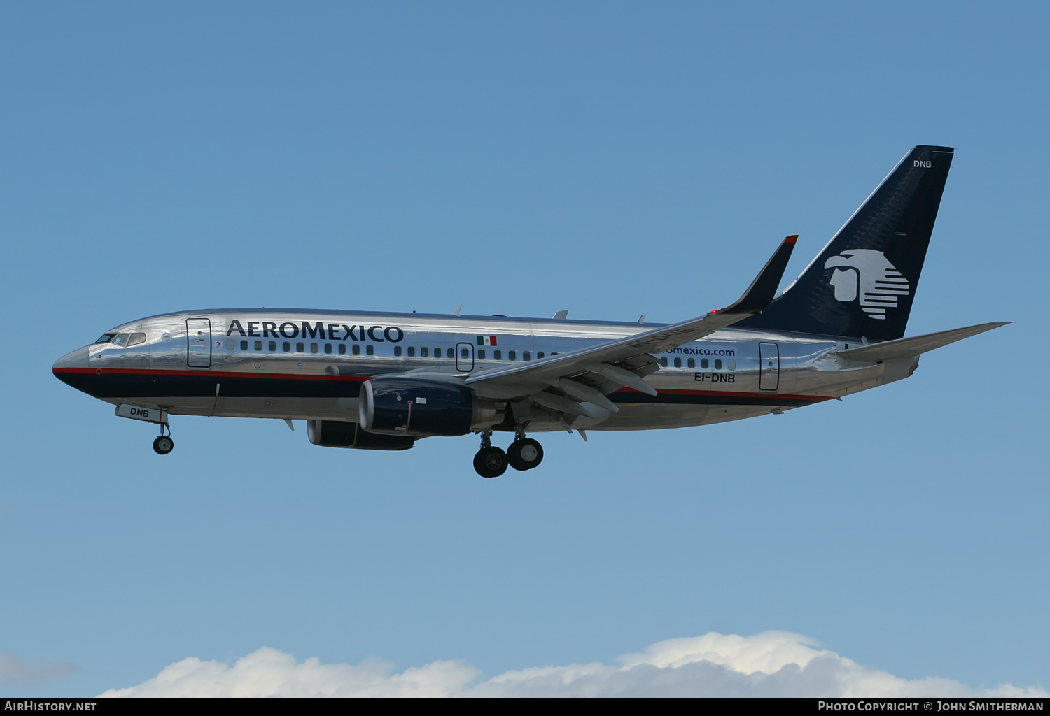 Aircraft Photo of EI-DNB | Boeing 737-752 | AeroMéxico | AirHistory.net #333070