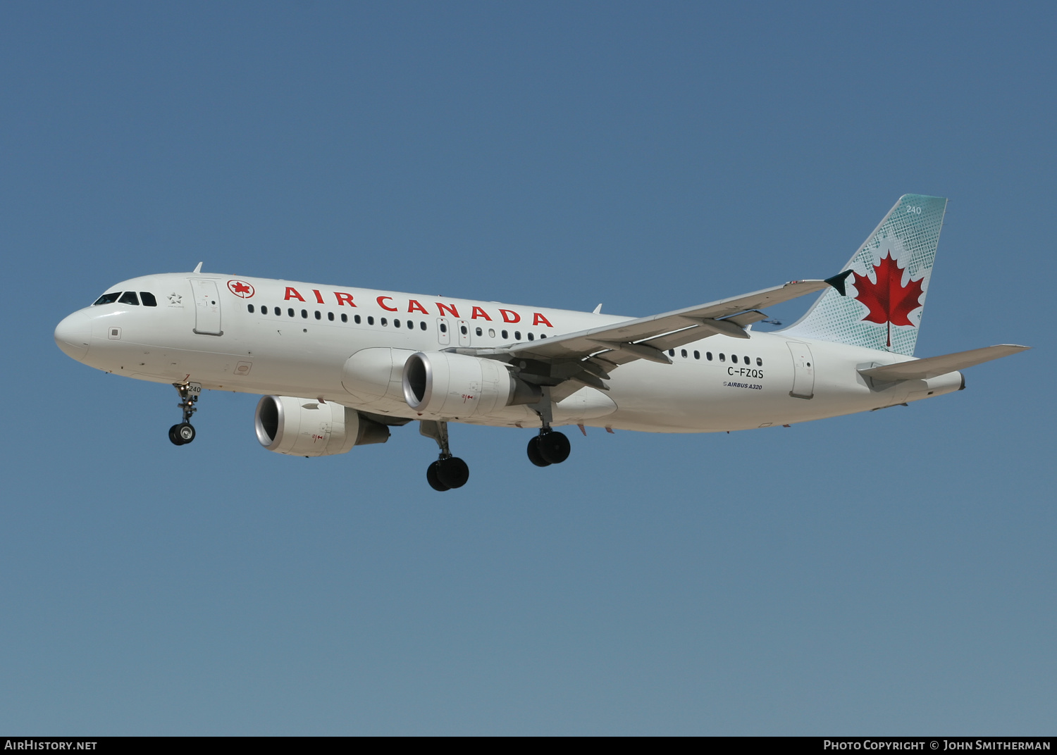 Aircraft Photo of C-FZQS | Airbus A320-214 | Air Canada | AirHistory.net #333092