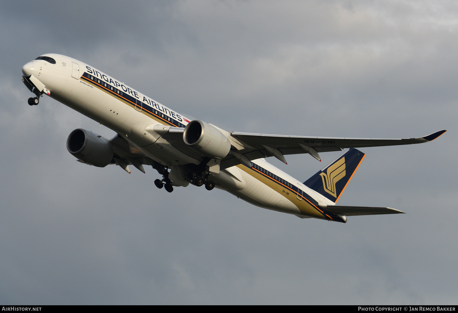 Aircraft Photo of 9V-SMI | Airbus A350-941 | Singapore Airlines | AirHistory.net #333099