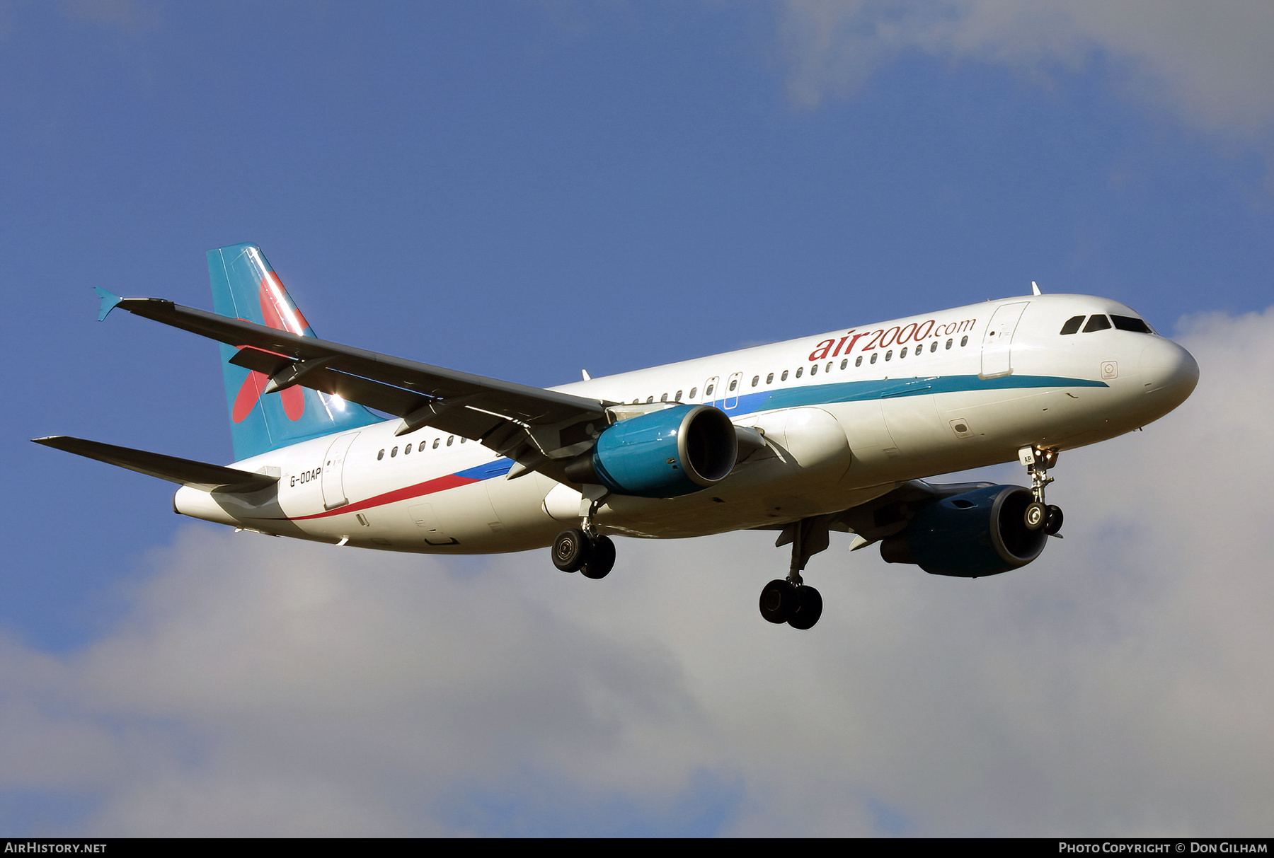 Aircraft Photo of G-OOAP | Airbus A320-214 | Air 2000 | AirHistory.net #333160