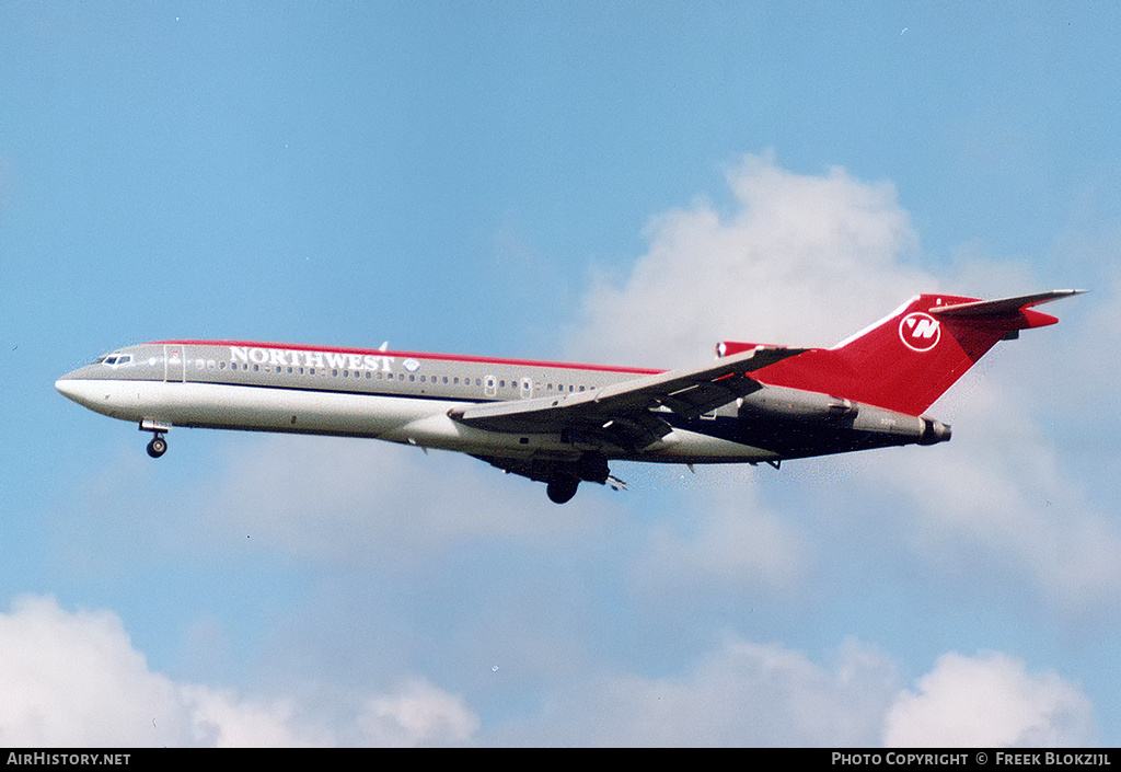 Aircraft Photo of N298US | Boeing 727-251/Adv | Northwest Airlines | AirHistory.net #333197
