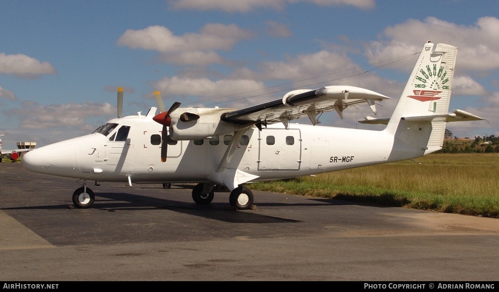 Aircraft Photo of 5R-MGF | De Havilland Canada DHC-6-300 Twin Otter | Air Madagascar | AirHistory.net #333304