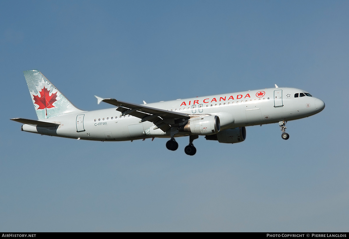 Aircraft Photo of C-FFWI | Airbus A320-211 | Air Canada | AirHistory.net #333419
