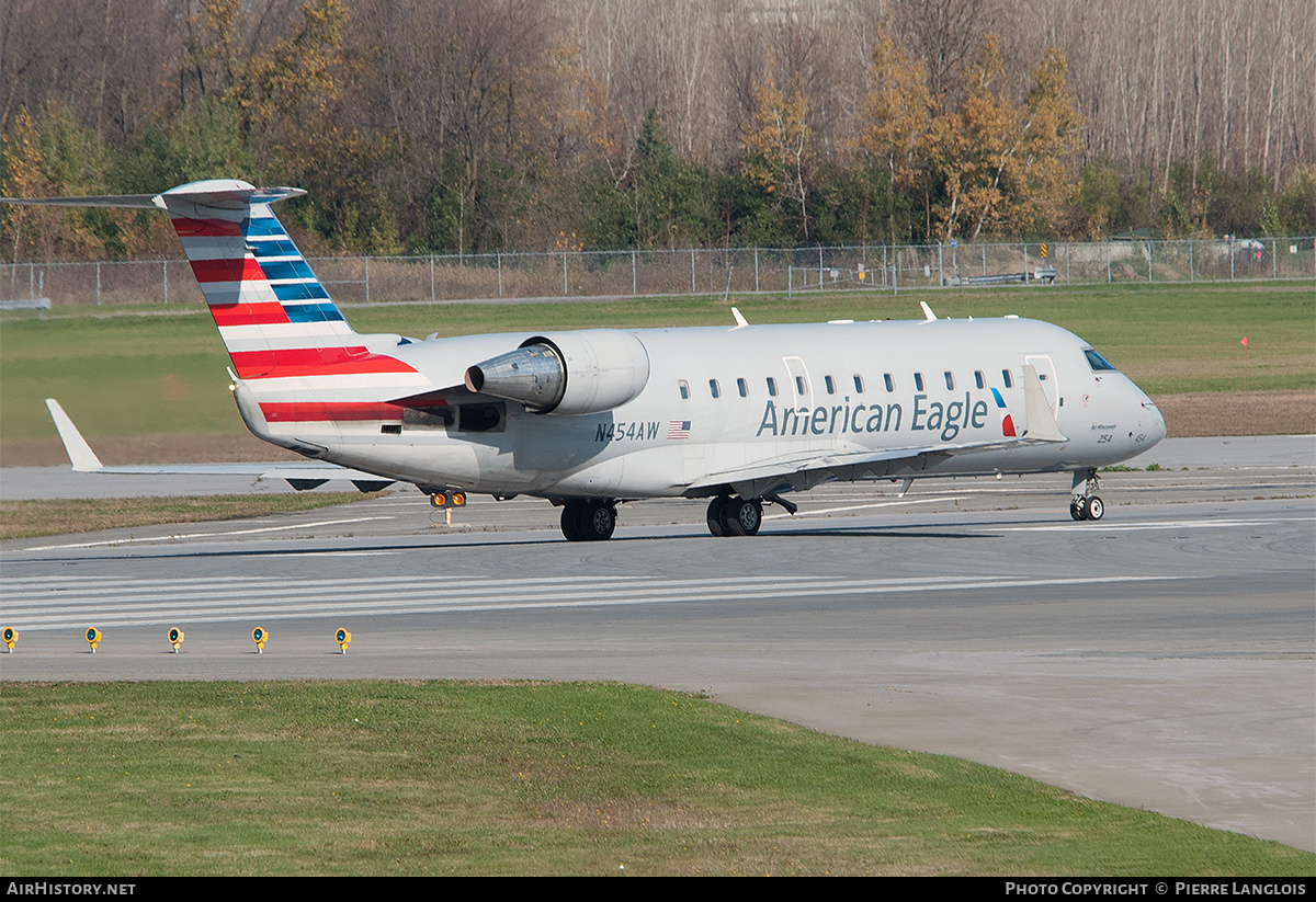 Aircraft Photo of N454AW | Bombardier CRJ-200LR (CL-600-2B19) | American Eagle | AirHistory.net #333453