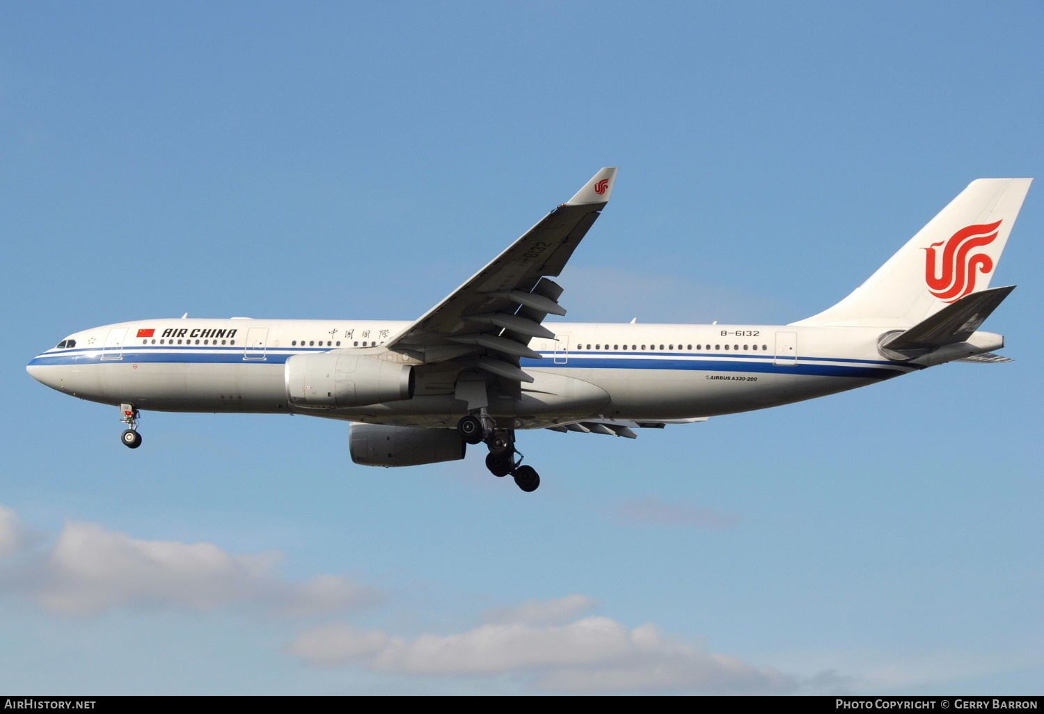 Aircraft Photo of B-6132 | Airbus A330-243 | Air China | AirHistory.net #333506