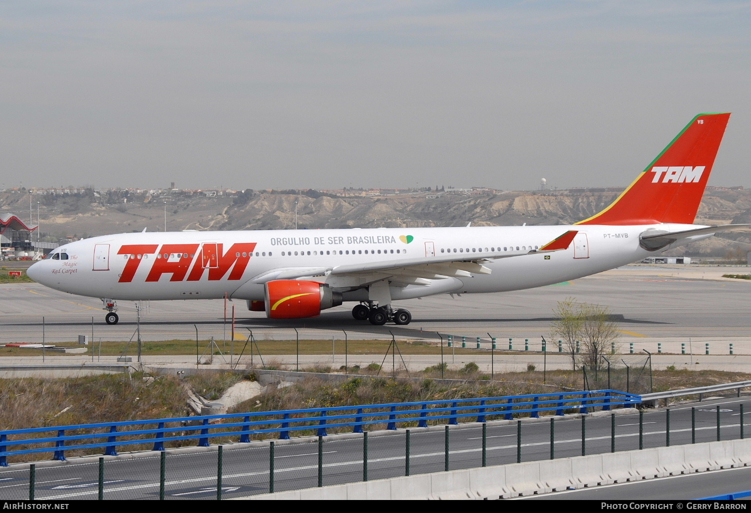 Aircraft Photo of PT-MVB | Airbus A330-223 | TAM Linhas Aéreas | AirHistory.net #333511