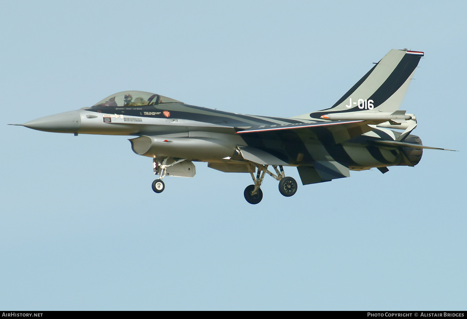 Aircraft Photo of J-016 | General Dynamics F-16AM Fighting Falcon | Netherlands - Air Force | AirHistory.net #333660