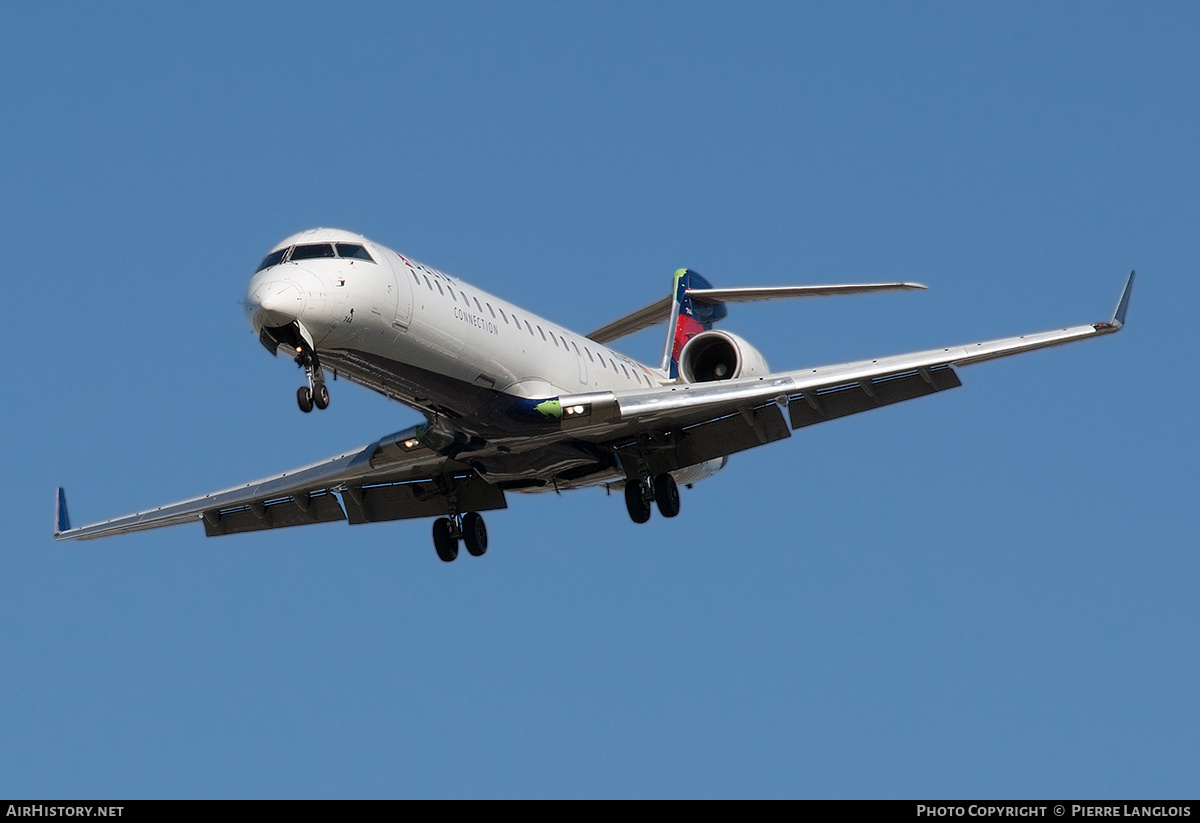 Aircraft Photo of N744EV | Bombardier CRJ-701ER (CL-600-2C10) | Delta Connection | AirHistory.net #333663