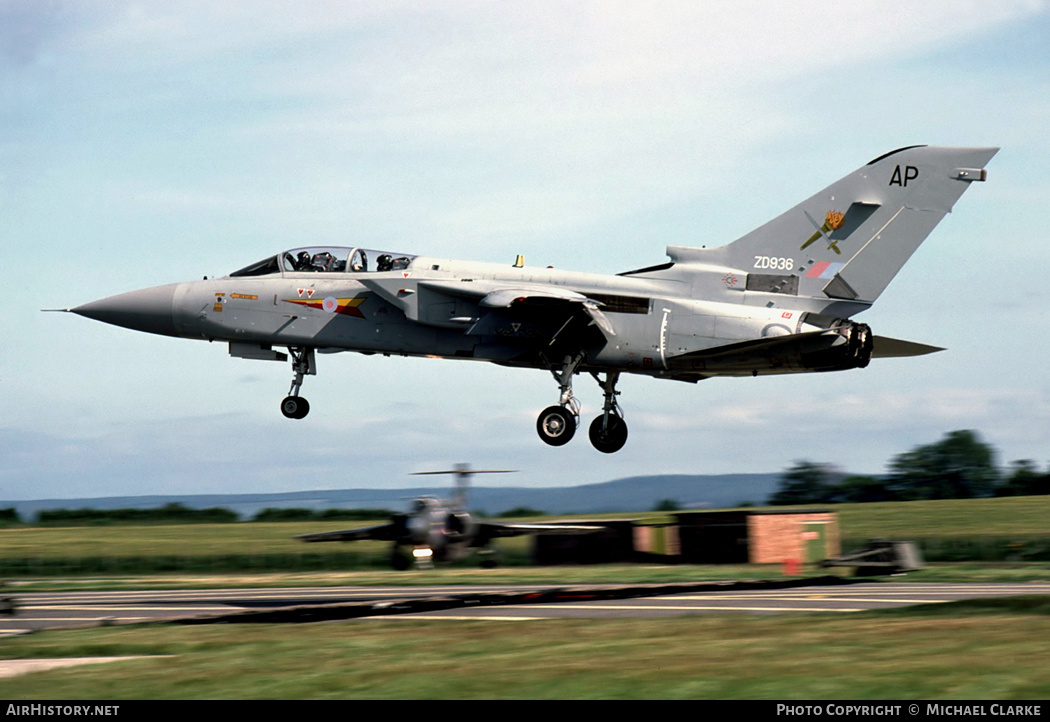 Aircraft Photo of ZD936 | Panavia Tornado F2 | UK - Air Force | AirHistory.net #333682