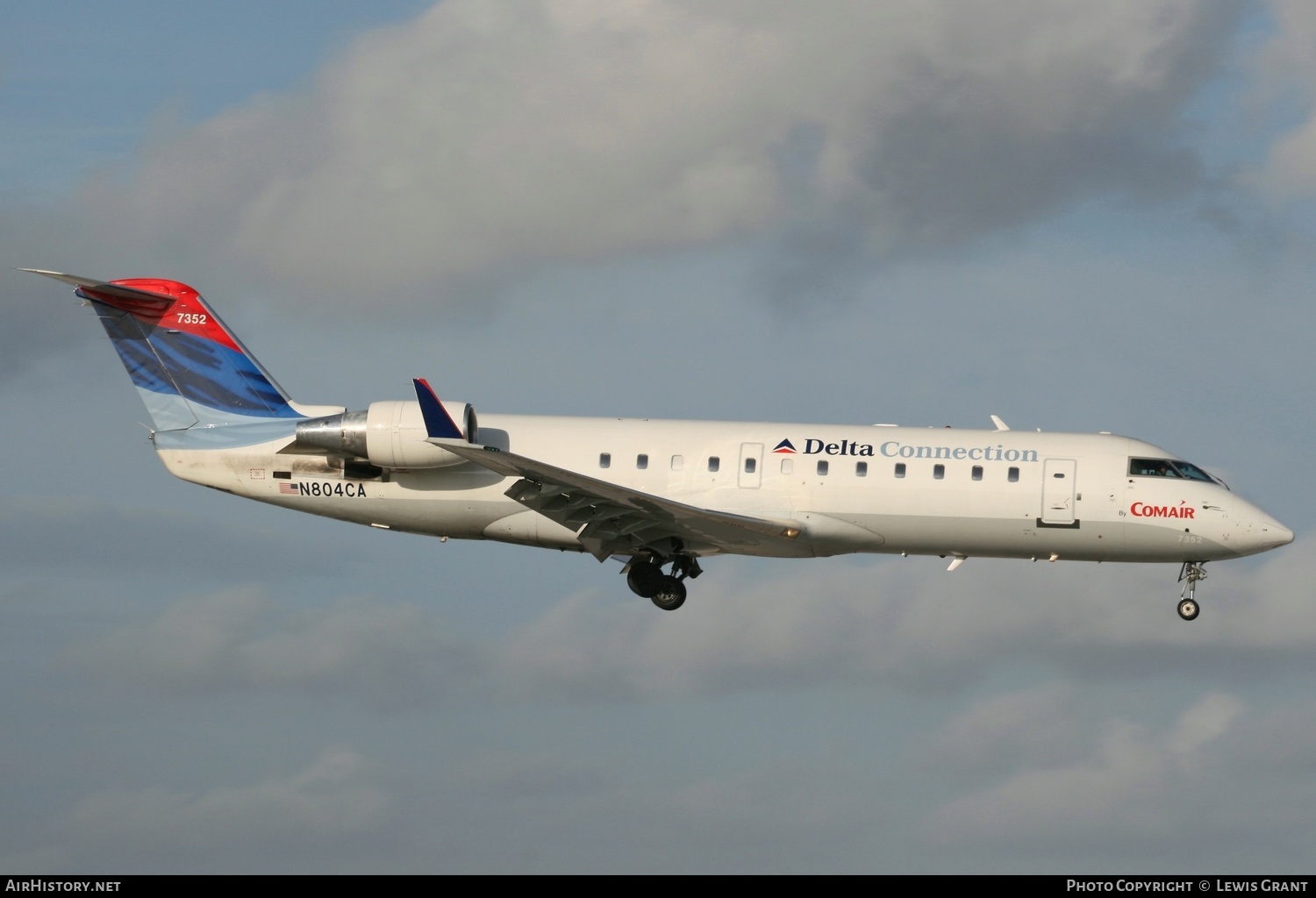 Aircraft Photo of N804CA | Bombardier CRJ-100ER (CL-600-2B19) | Delta Connection | AirHistory.net #333694