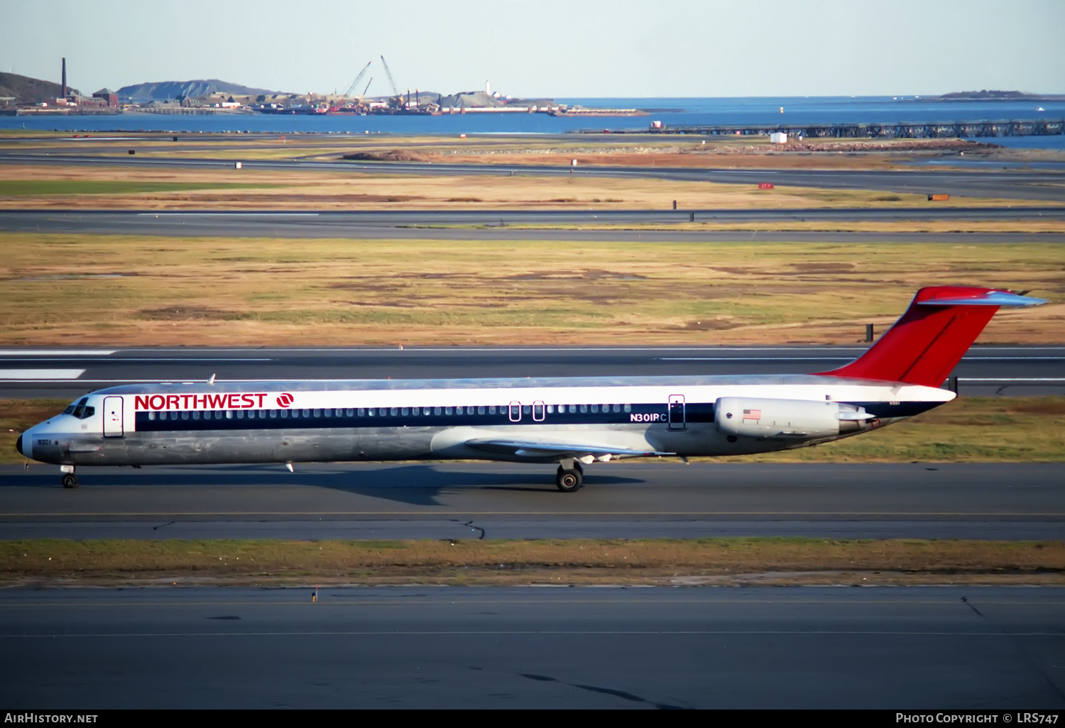 Aircraft Photo of N301RC | McDonnell Douglas MD-82 (DC-9-82) | Northwest Airlines | AirHistory.net #333724