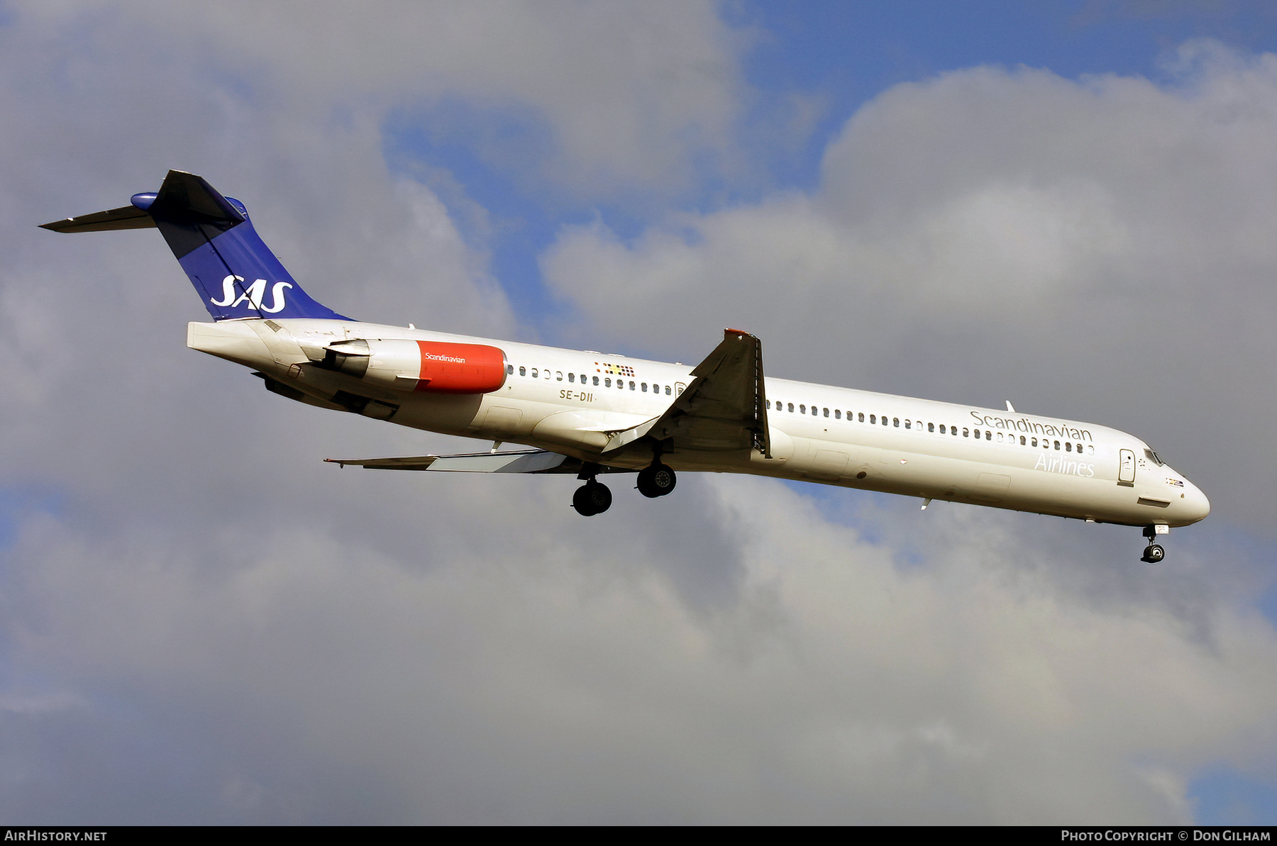 Aircraft Photo of SE-DII | McDonnell Douglas MD-82 (DC-9-82) | Scandinavian Airlines - SAS | AirHistory.net #333738