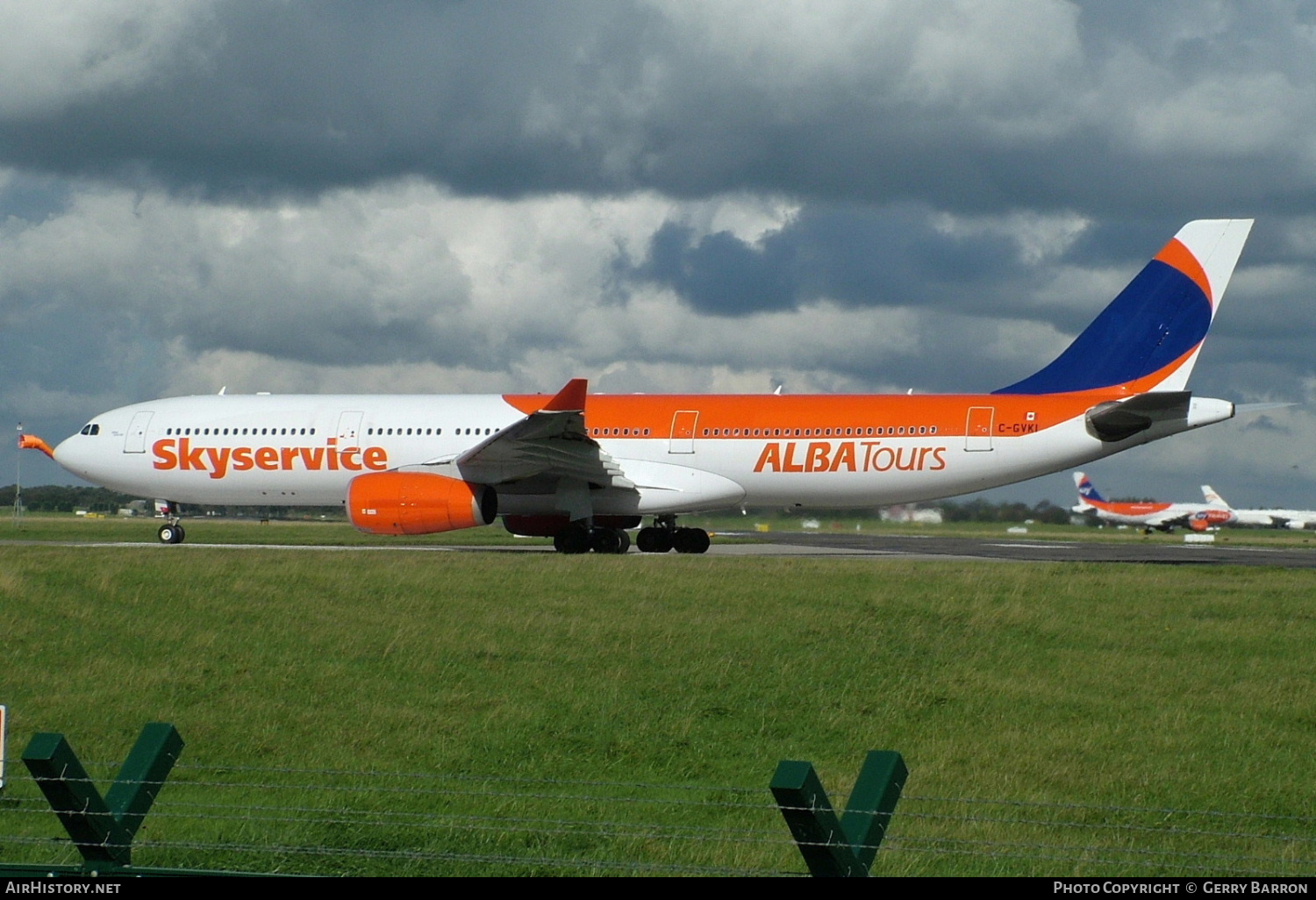 Aircraft Photo of C-GVKI | Airbus A330-343E | Skyservice Airlines | AirHistory.net #333744