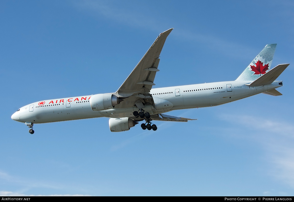 Aircraft Photo of C-FKAU | Boeing 777-333/ER | Air Canada | AirHistory.net #333766