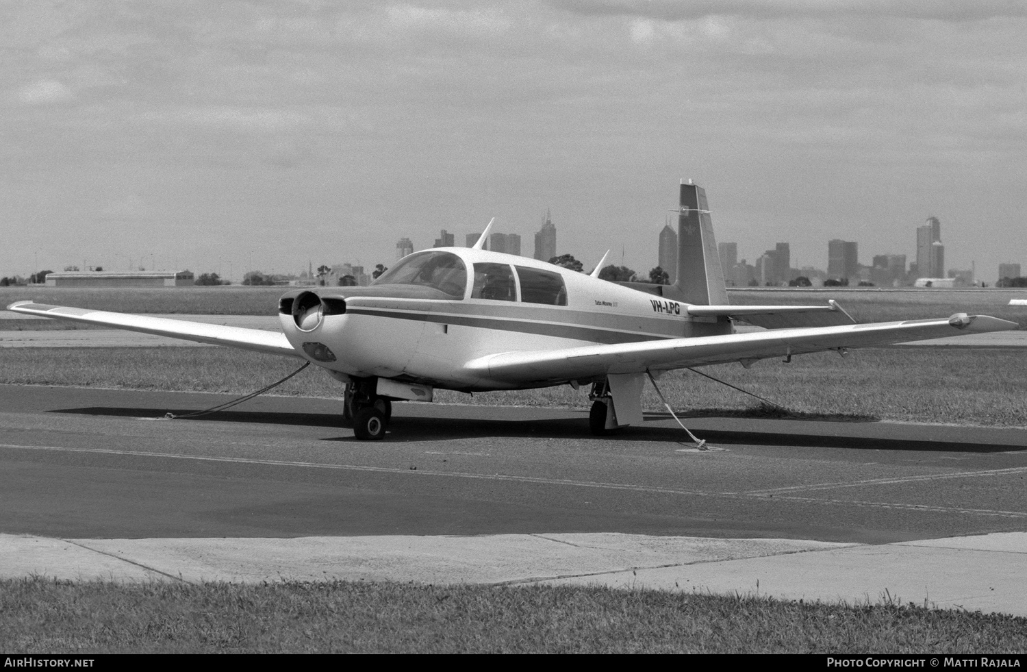 Aircraft Photo of VH-LPG | Mooney M-20K 231 | AirHistory.net #333840