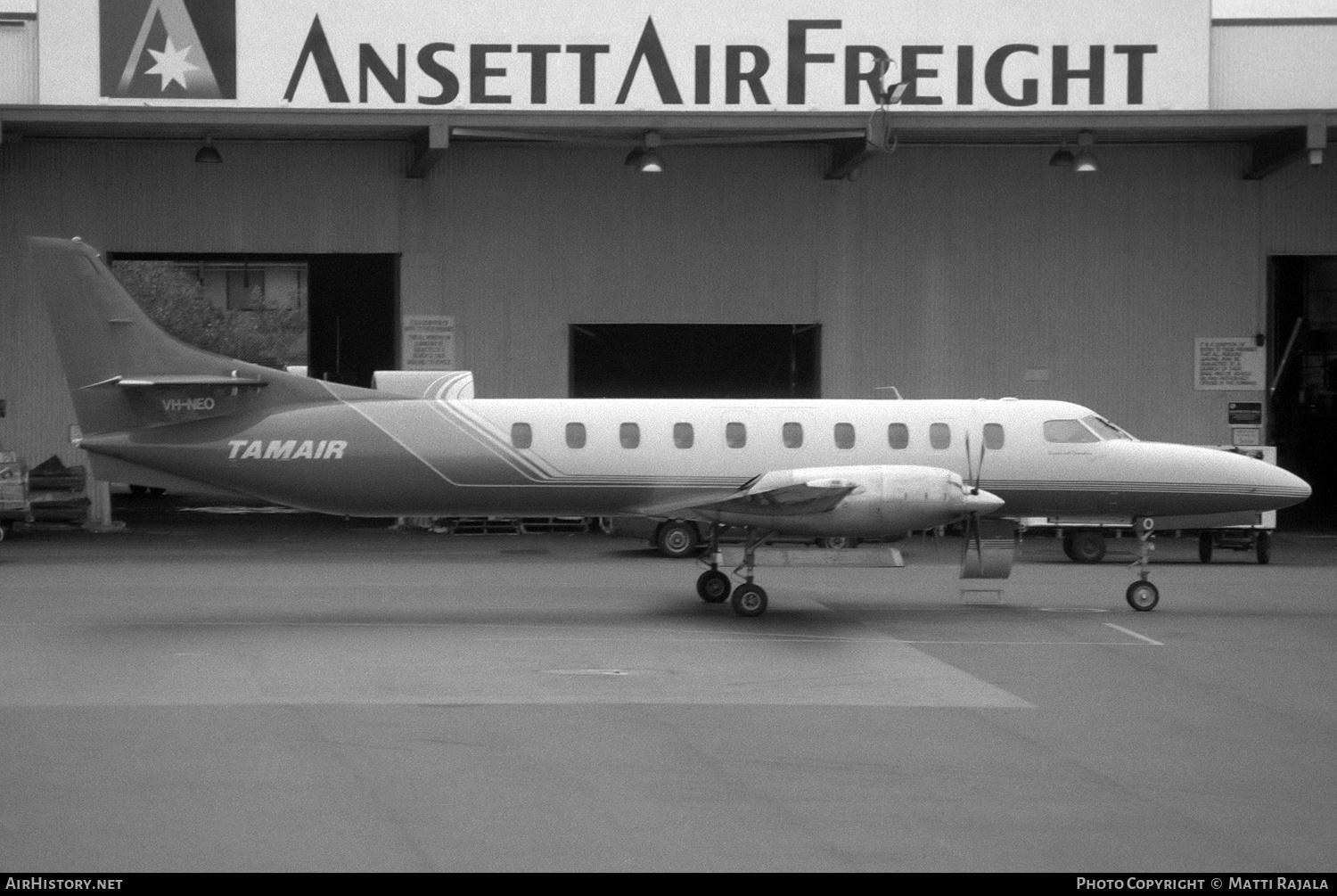 Aircraft Photo of VH-NEO | Fairchild SA-227DC Metro 23 | Tamair | AirHistory.net #333876