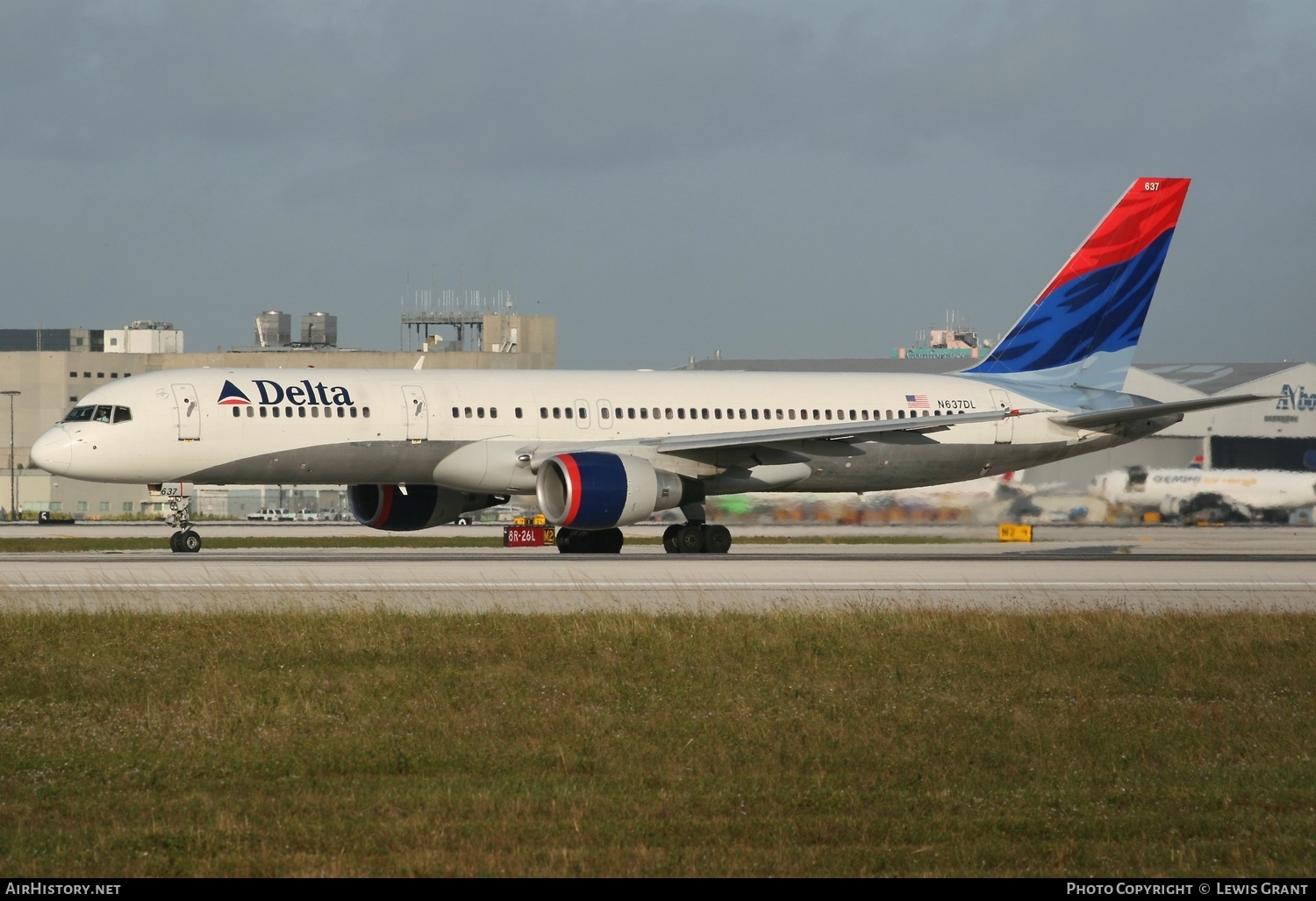 Aircraft Photo of N637DL | Boeing 757-232 | Delta Air Lines | AirHistory.net #334005