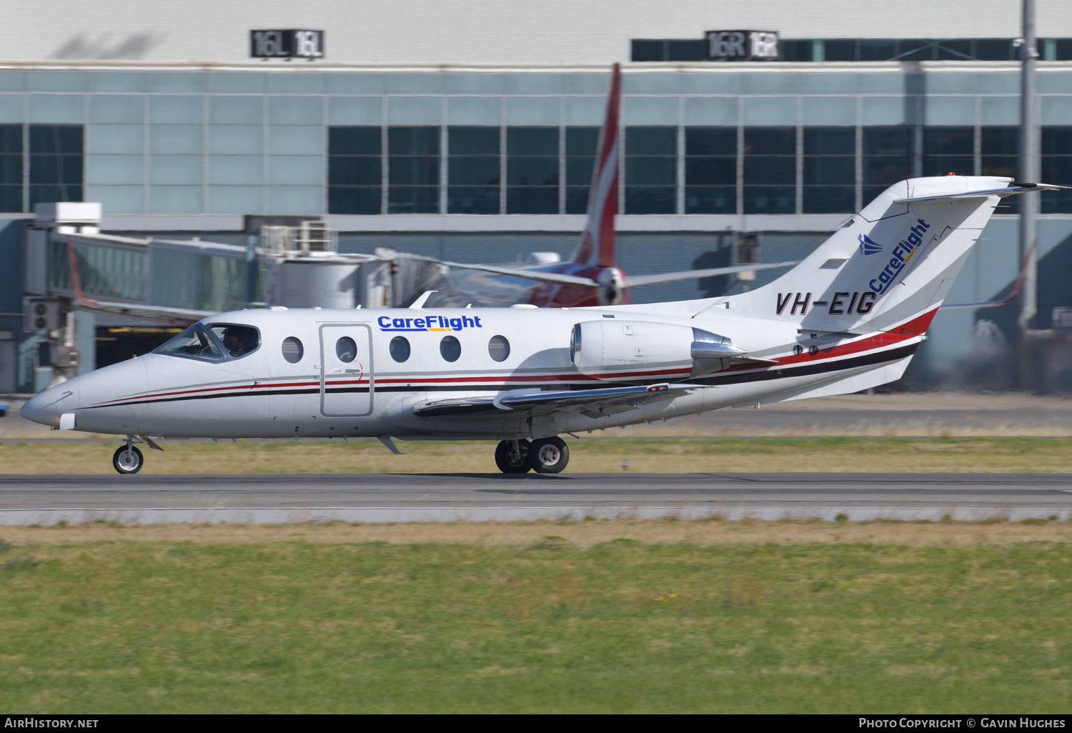 Aircraft Photo of VH-EIG | Raytheon Beechjet 400A | CareFlight | AirHistory.net #334047