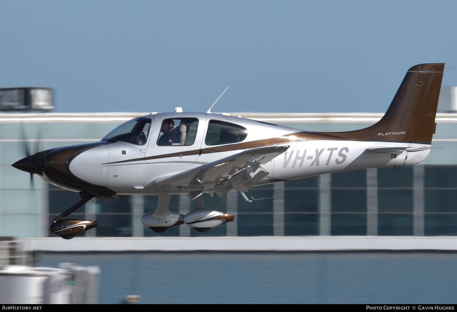 Aircraft Photo of VH-XTS | Cirrus SR-22 G5-GTS Platinum | Platinum Air | AirHistory.net #334050