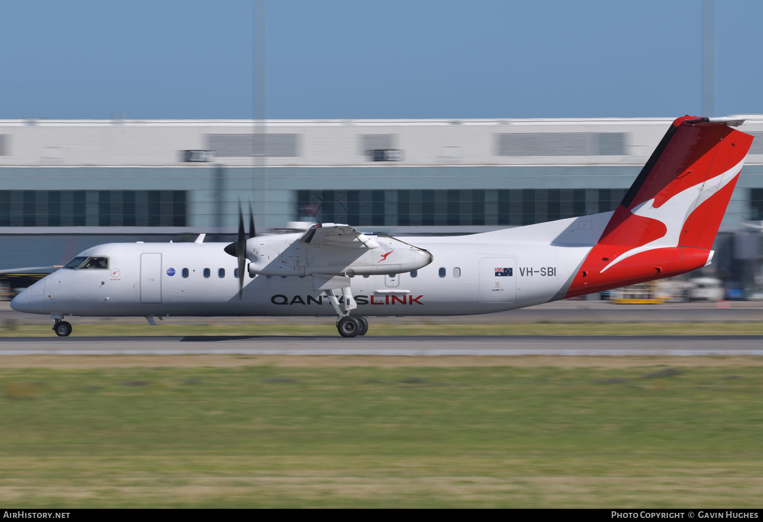 Aircraft Photo of VH-SBI | Bombardier DHC-8-315Q Dash 8 | QantasLink | AirHistory.net #334051