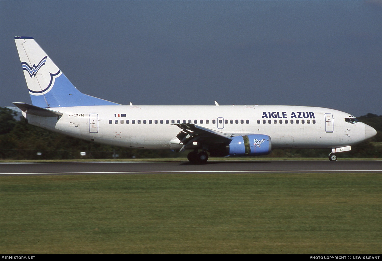 Aircraft Photo of F-GIXH | Boeing 737-3S3(QC) | Aigle Azur | AirHistory.net #334068