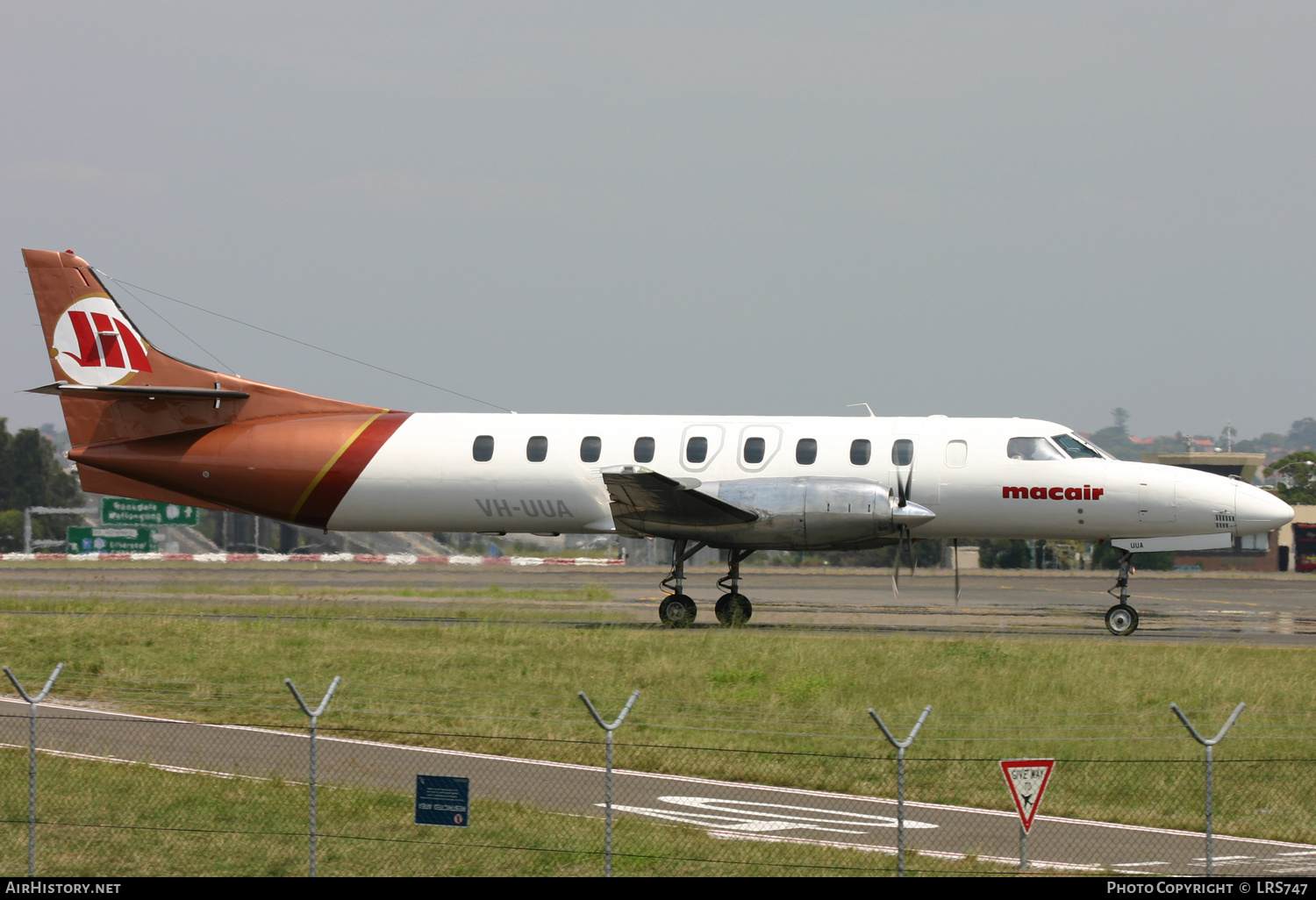 Aircraft Photo of VH-UUA | Fairchild SA-227DC Metro 23 | MacAir Airlines | AirHistory.net #334144