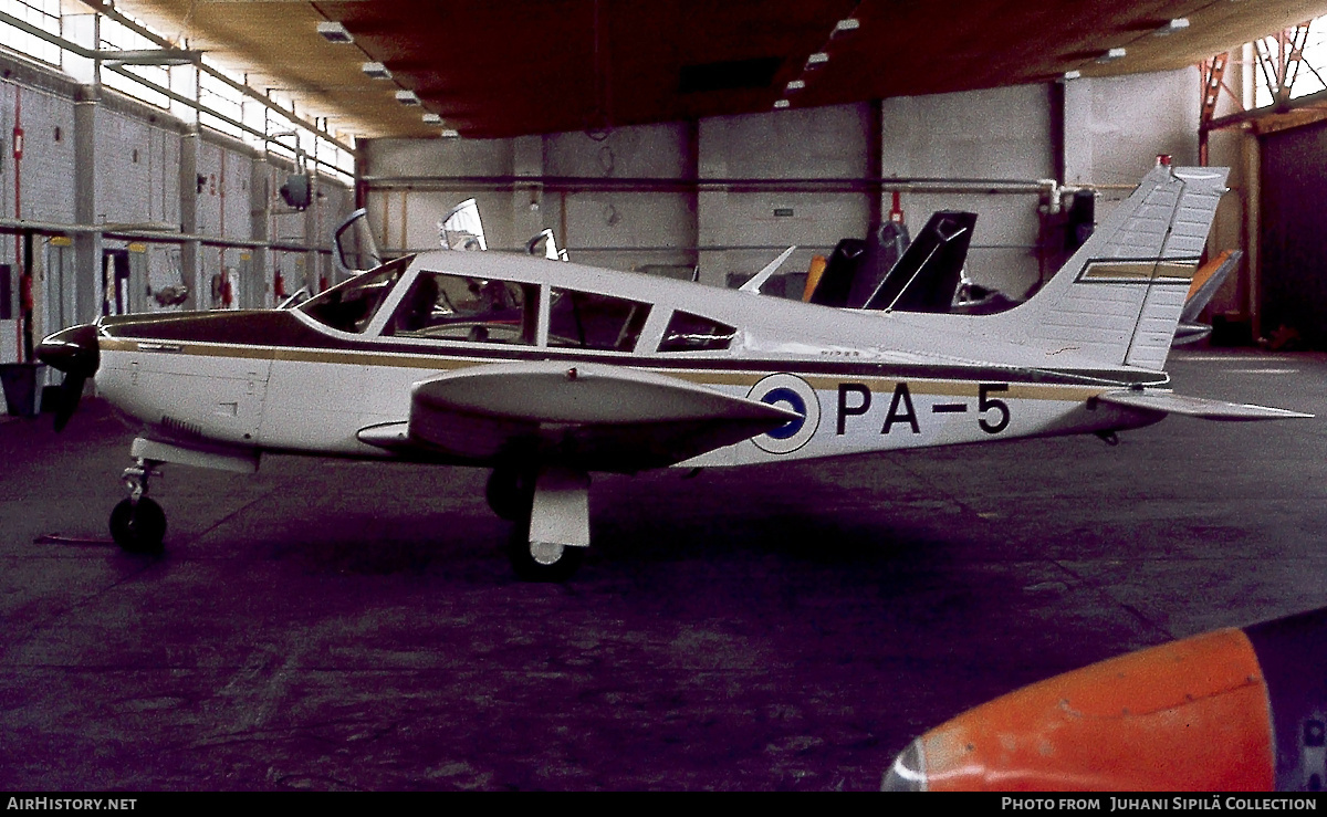 Aircraft Photo of PA-5 | Piper PA-28R-200 Cherokee Arrow II | Finland - Air Force | AirHistory.net #334184