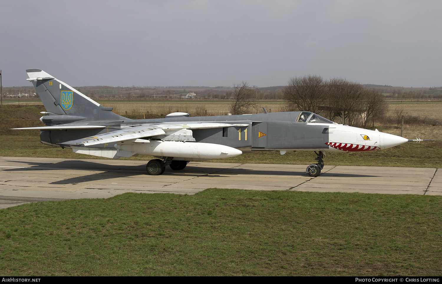 Aircraft Photo of 11 yellow | Sukhoi Su-24MR | Ukraine - Air Force | AirHistory.net #334236