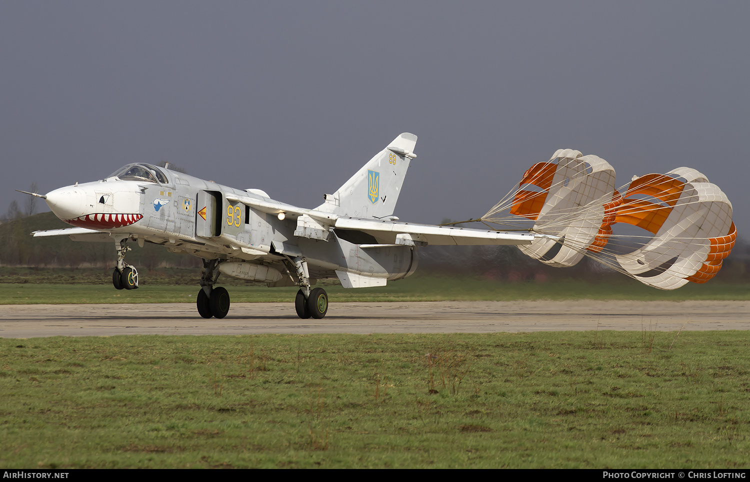 Aircraft Photo of 93 yellow | Sukhoi Su-24MR | Ukraine - Air Force | AirHistory.net #334247