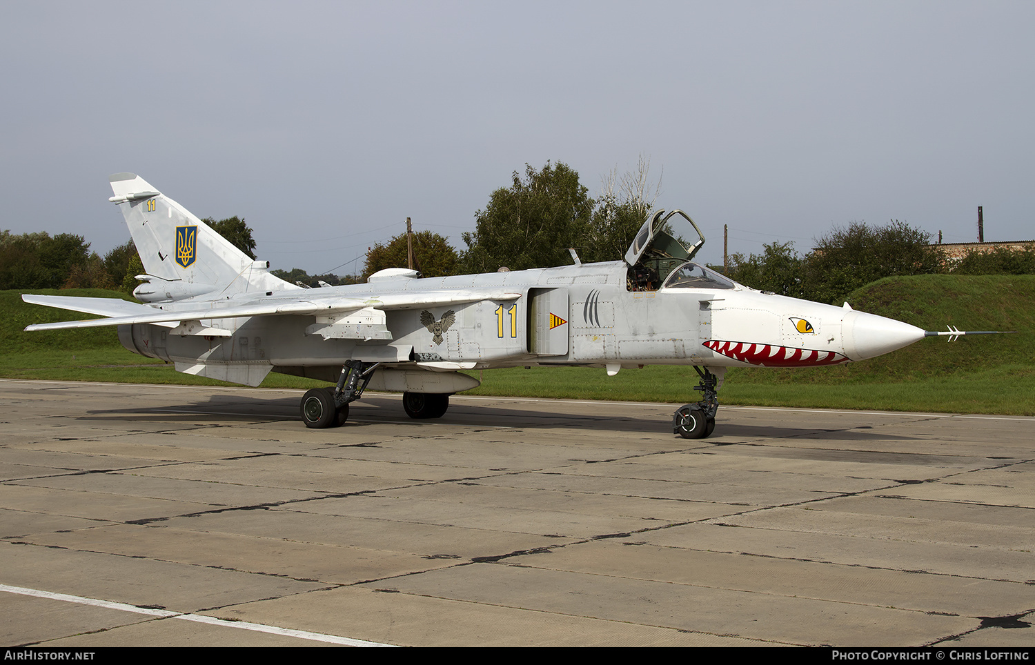 Aircraft Photo of 11 yellow | Sukhoi Su-24MR | Ukraine - Air Force | AirHistory.net #334262