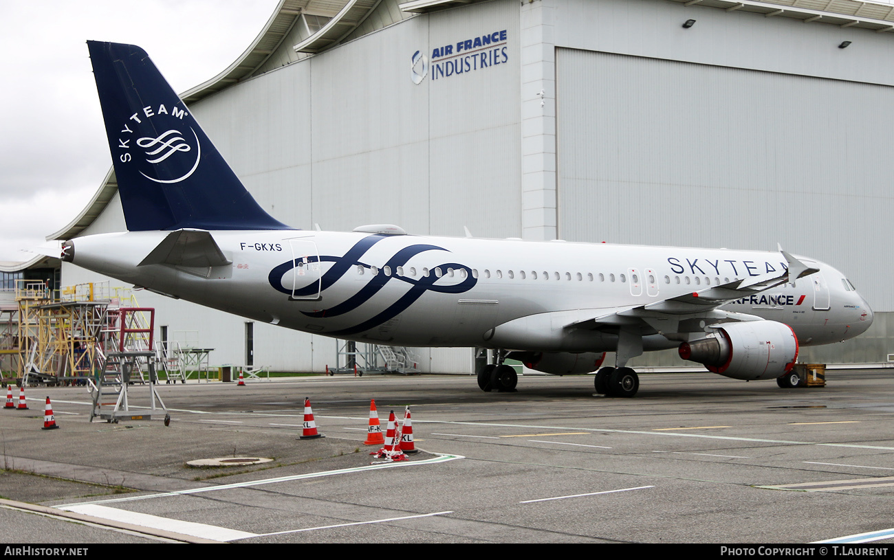 Aircraft Photo of F-GKXS | Airbus A320-214 | Air France | AirHistory.net #334351