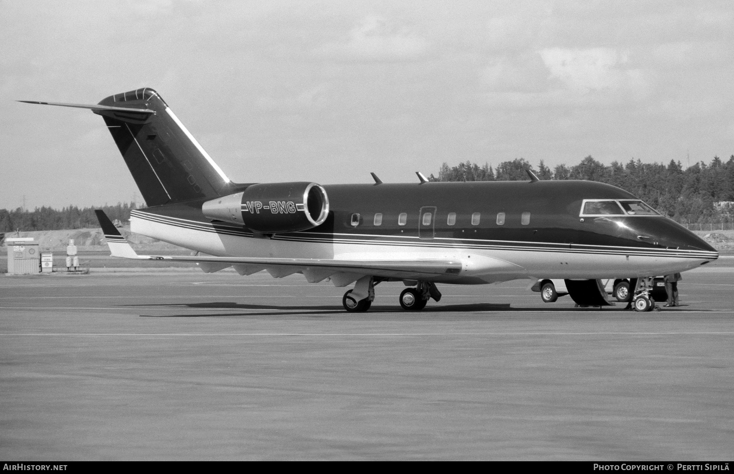 Aircraft Photo of VP-BNG | Canadair Challenger 601-3A (CL-600-2B16) | AirHistory.net #334460