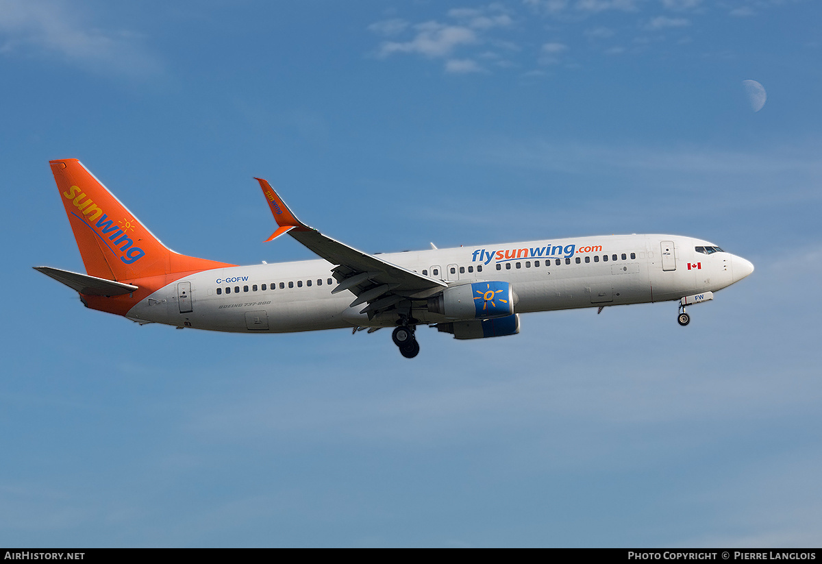 Aircraft Photo of C-GOFW | Boeing 737-8BK | Sunwing Airlines | AirHistory.net #334552