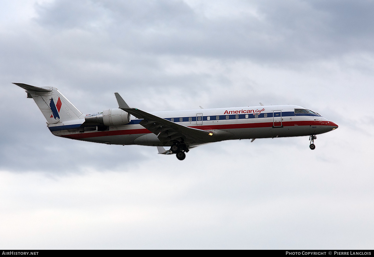 Aircraft Photo of N869AS | Bombardier CRJ-200ER (CL-600-2B19) | American Eagle | AirHistory.net #334580