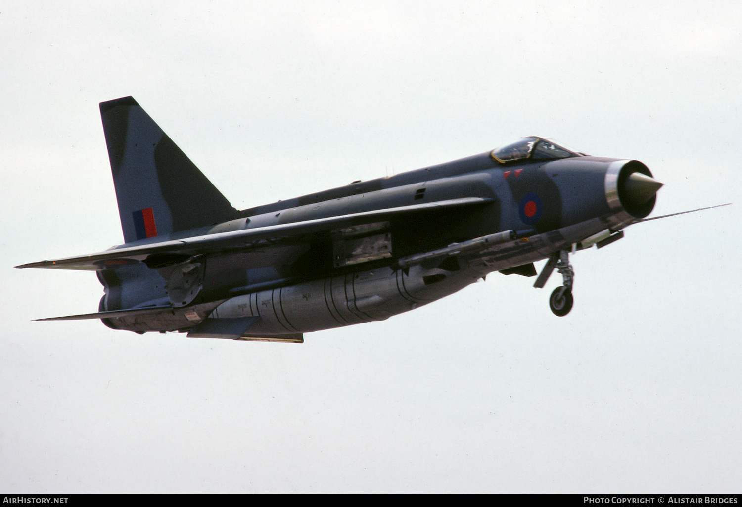 Aircraft Photo of XR760 | English Electric Lightning F6 | UK - Air Force | AirHistory.net #334624