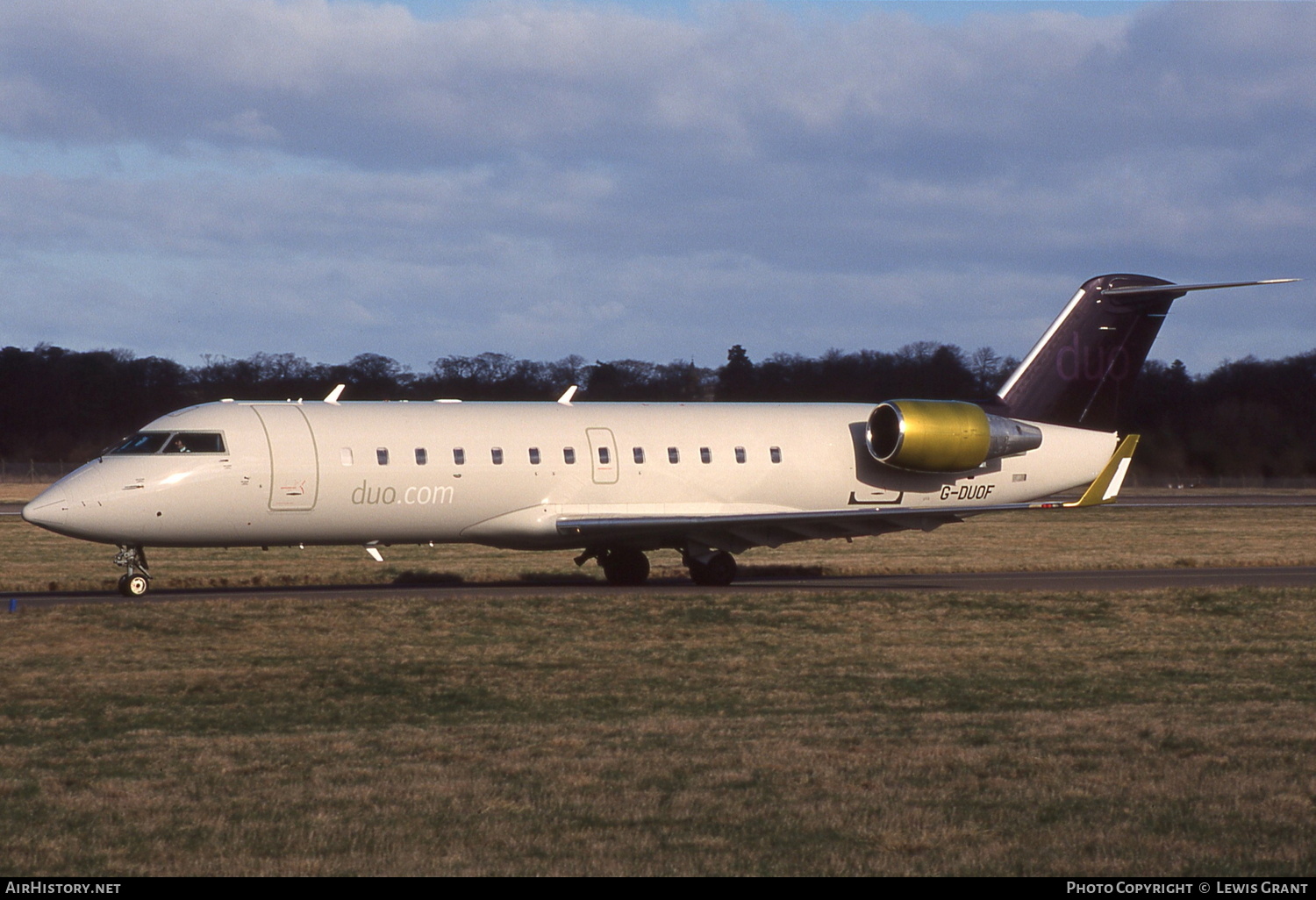 Aircraft Photo of G-DUOF | Bombardier CRJ-200LR (CL-600-2B19) | Duo Airways | AirHistory.net #334677