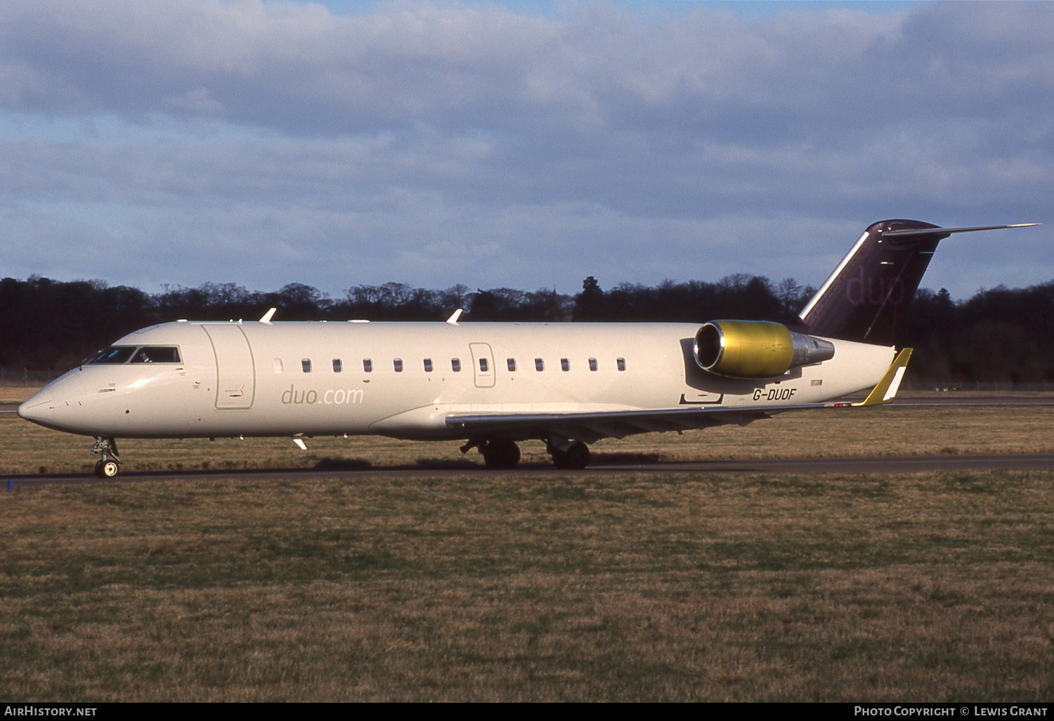Aircraft Photo of G-DUOF | Bombardier CRJ-200LR (CL-600-2B19) | Duo Airways | AirHistory.net #334677