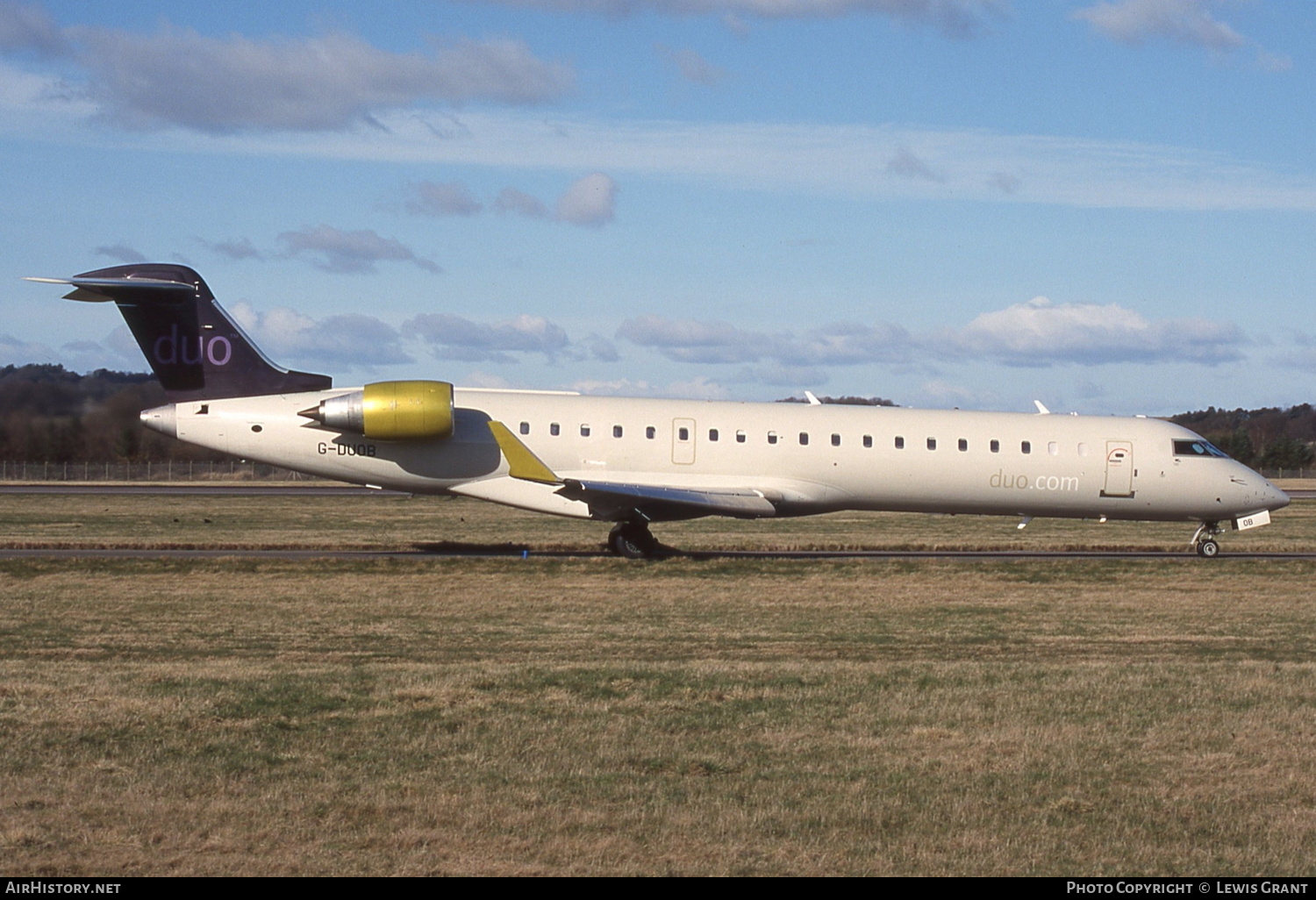 Aircraft Photo of G-DUOB | Bombardier CRJ-701 (CL-600-2C10) | Duo Airways | AirHistory.net #334683