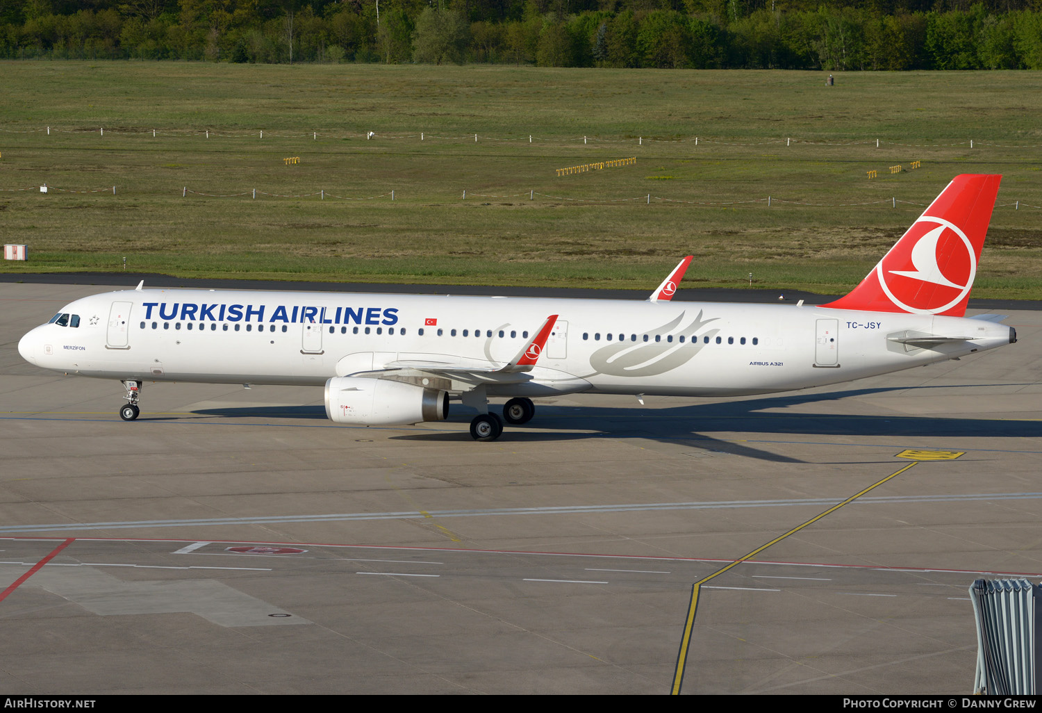 Aircraft Photo of TC-JSY | Airbus A321-231 | Turkish Airlines | AirHistory.net #334697