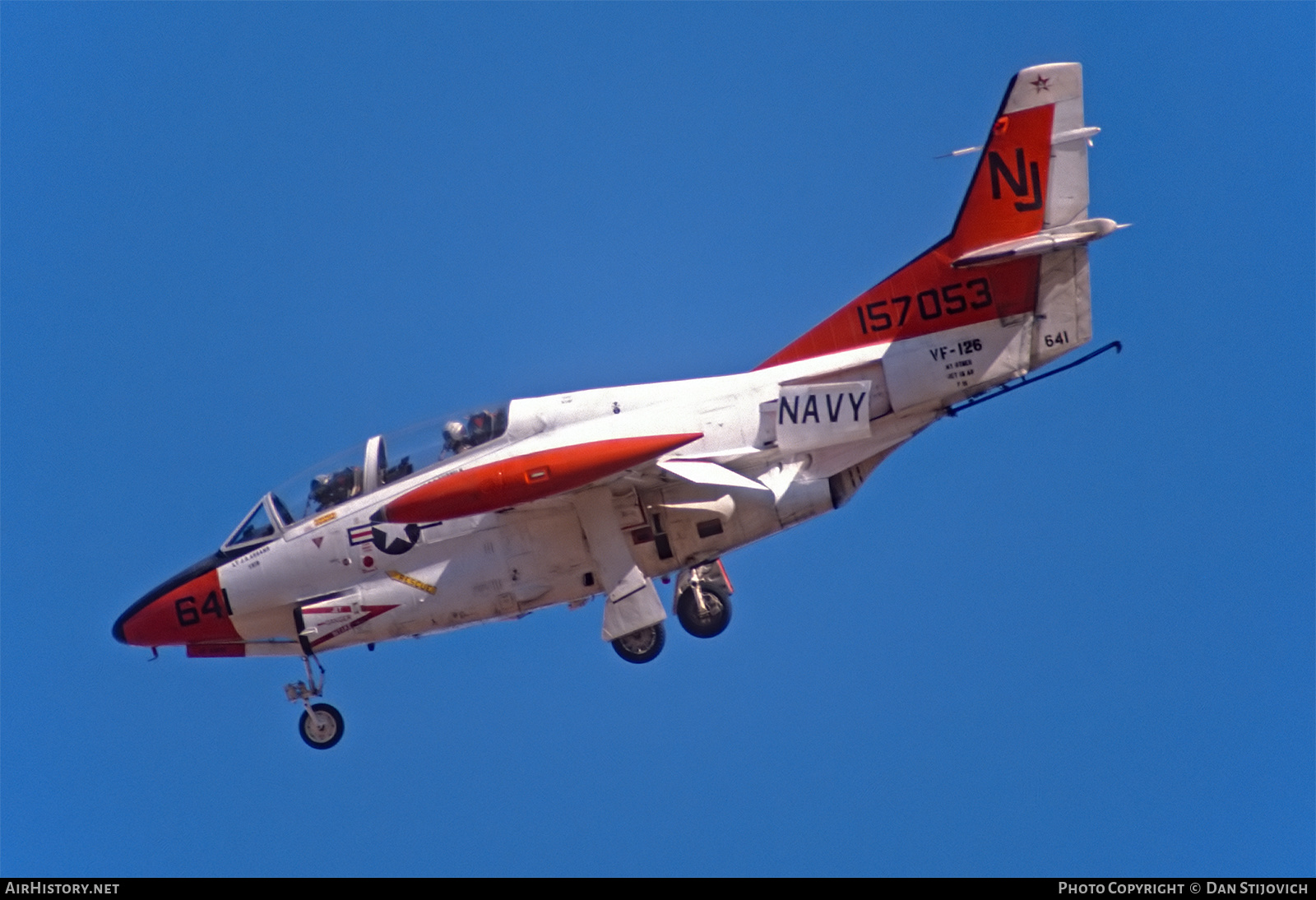 Aircraft Photo of 157053 | North American Rockwell T-2C Buckeye | USA - Navy | AirHistory.net #334708