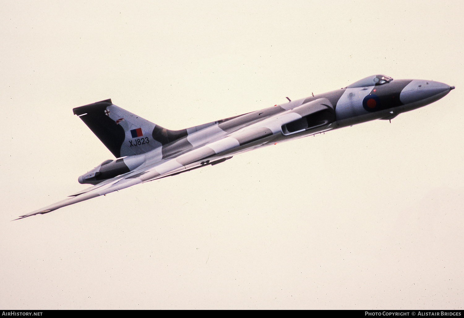 Aircraft Photo of XJ823 | Avro 698 Vulcan B.2 | UK - Air Force | AirHistory.net #334734