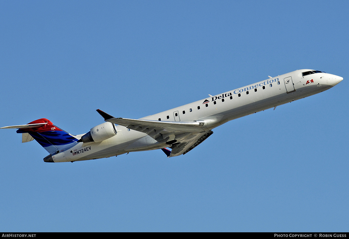 Aircraft Photo of N724EV | Bombardier CRJ-701ER (CL-600-2C10) | Delta Connection | AirHistory.net #334817