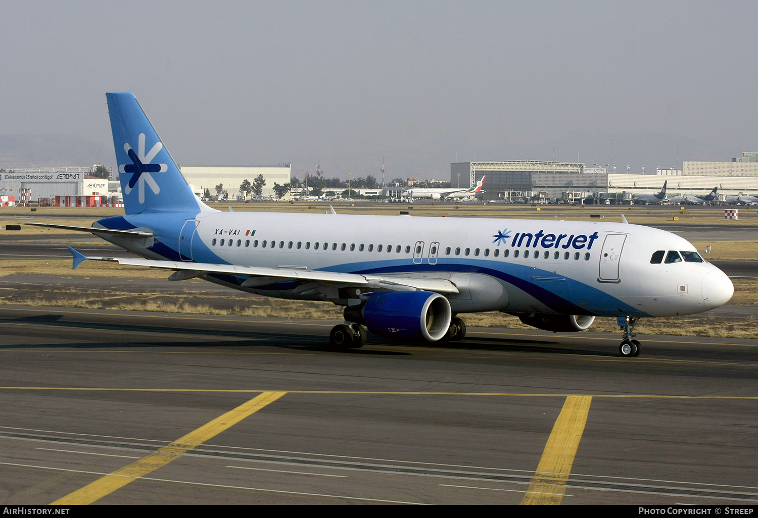 Aircraft Photo of XA-VAI | Airbus A320-214 | Interjet | AirHistory.net #334837