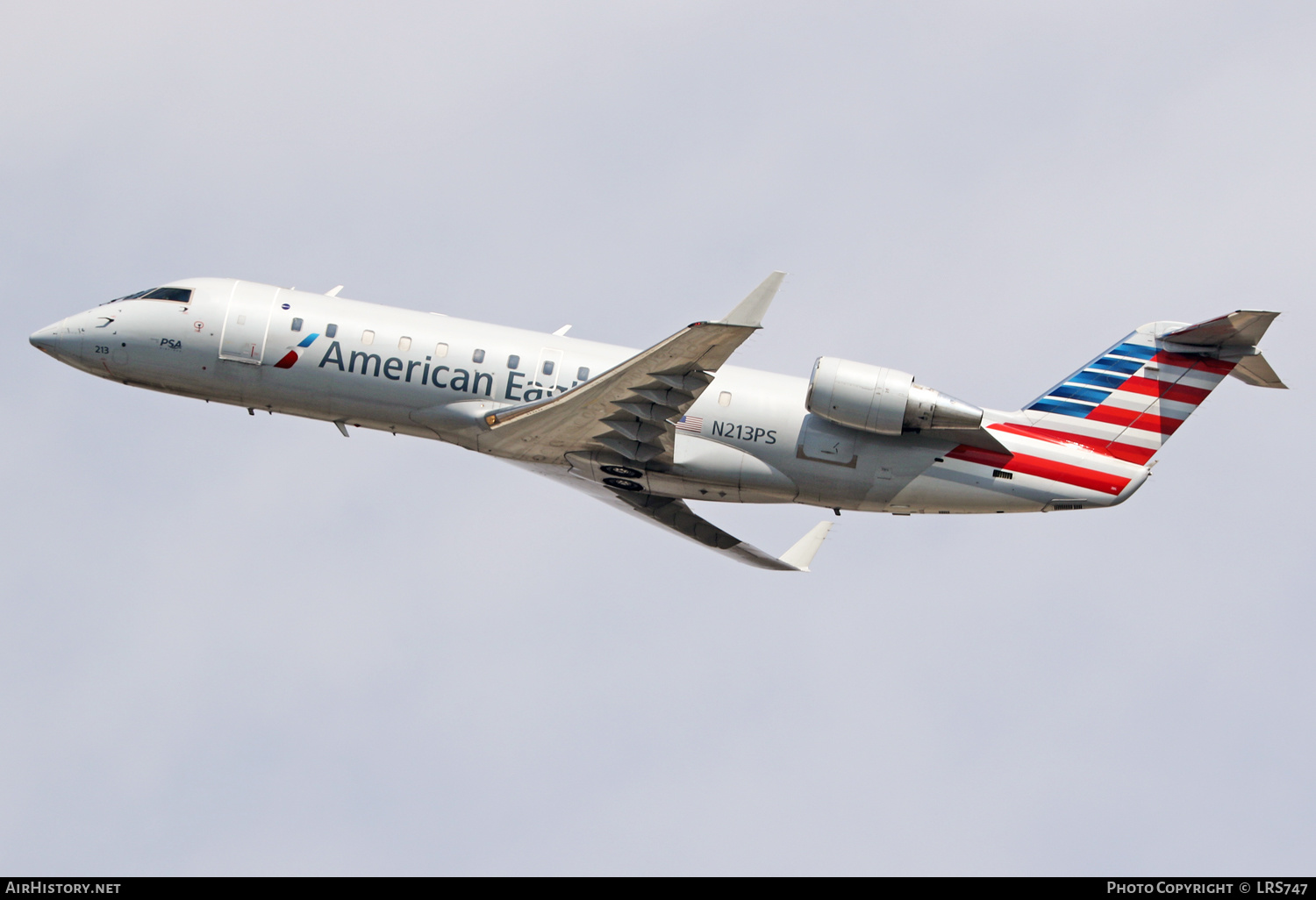Aircraft Photo of N213PS | Bombardier CRJ-200ER (CL-600-2B19) | American Eagle | AirHistory.net #334859