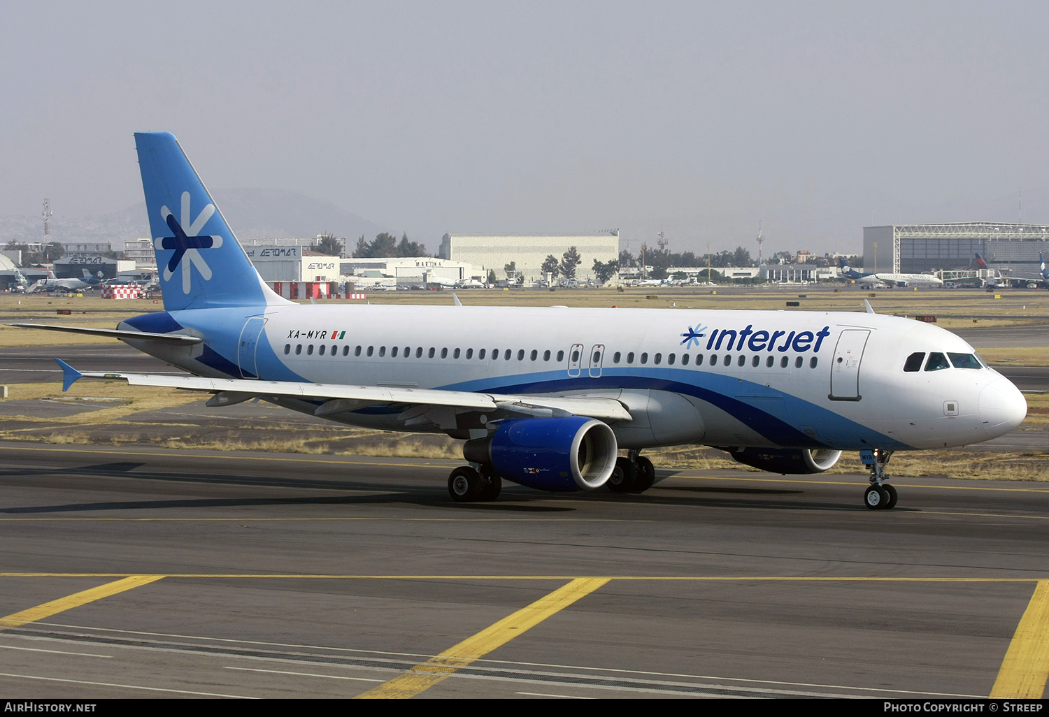 Aircraft Photo of XA-MYR | Airbus A320-214 | Interjet | AirHistory.net #334869