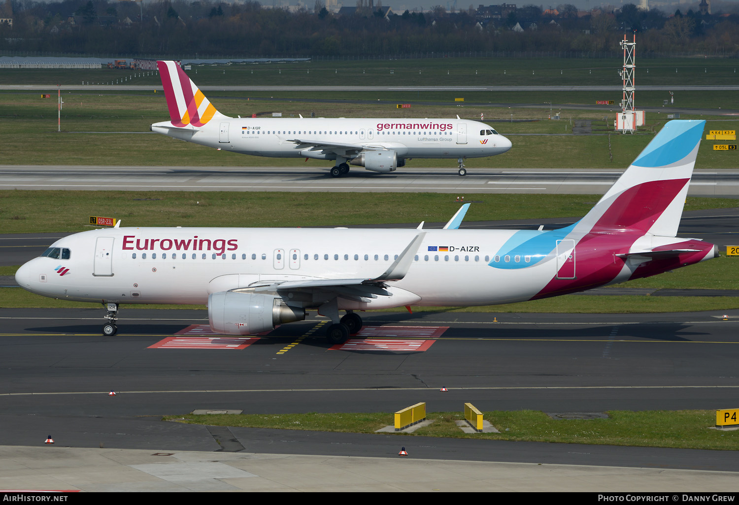Aircraft Photo of D-AIZR | Airbus A320-214 | Eurowings | AirHistory.net #334906