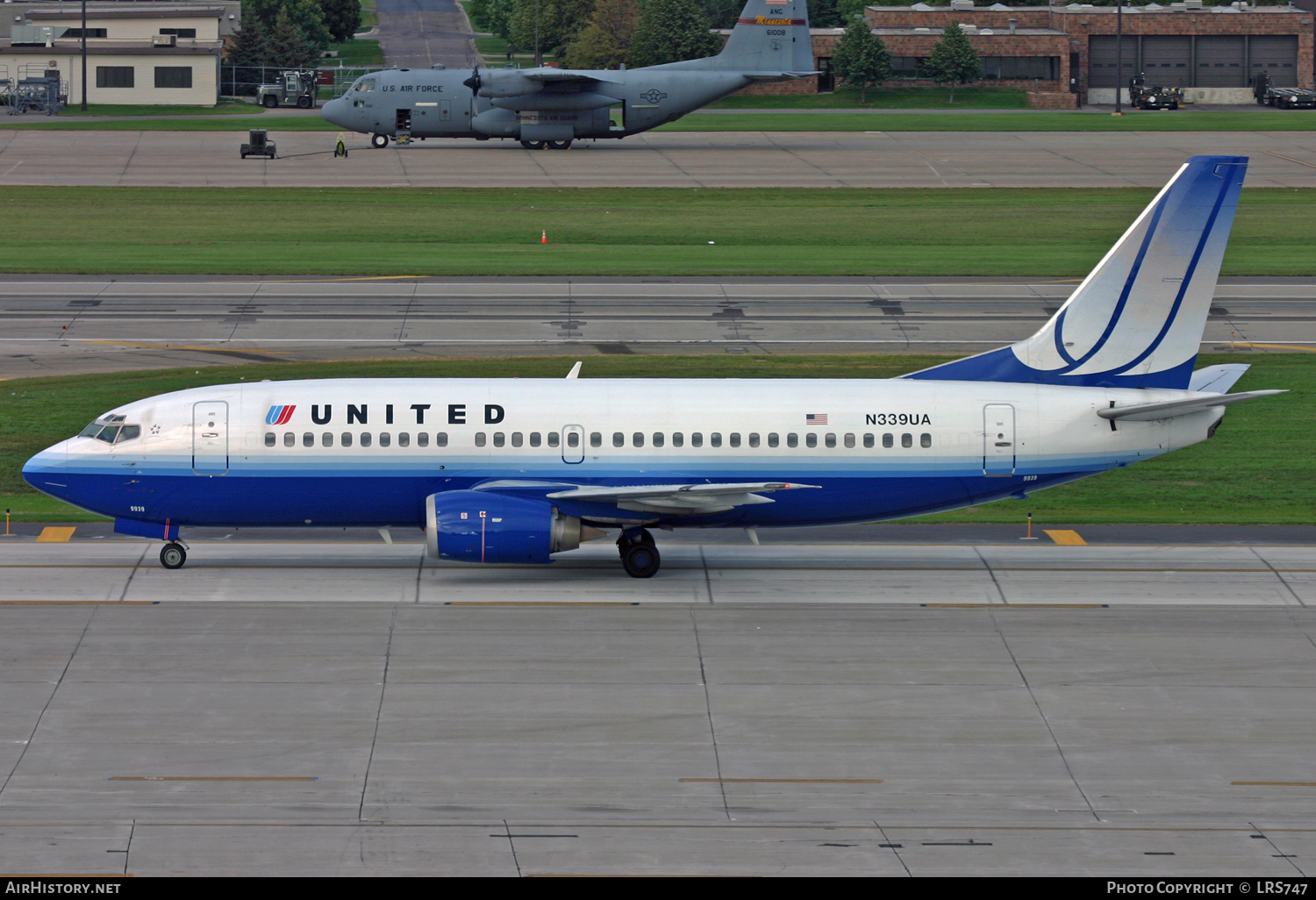 Aircraft Photo of N339UA | Boeing 737-322 | United Airlines | AirHistory.net #334967