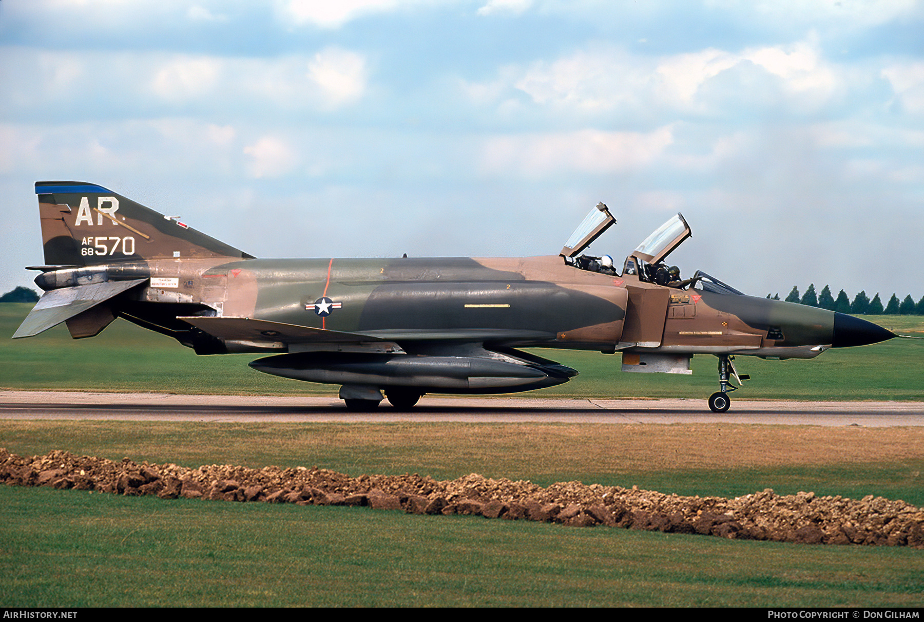 Aircraft Photo of 68-0570 / AF68-570 | McDonnell Douglas RF-4C Phantom II | USA - Air Force | AirHistory.net #335004