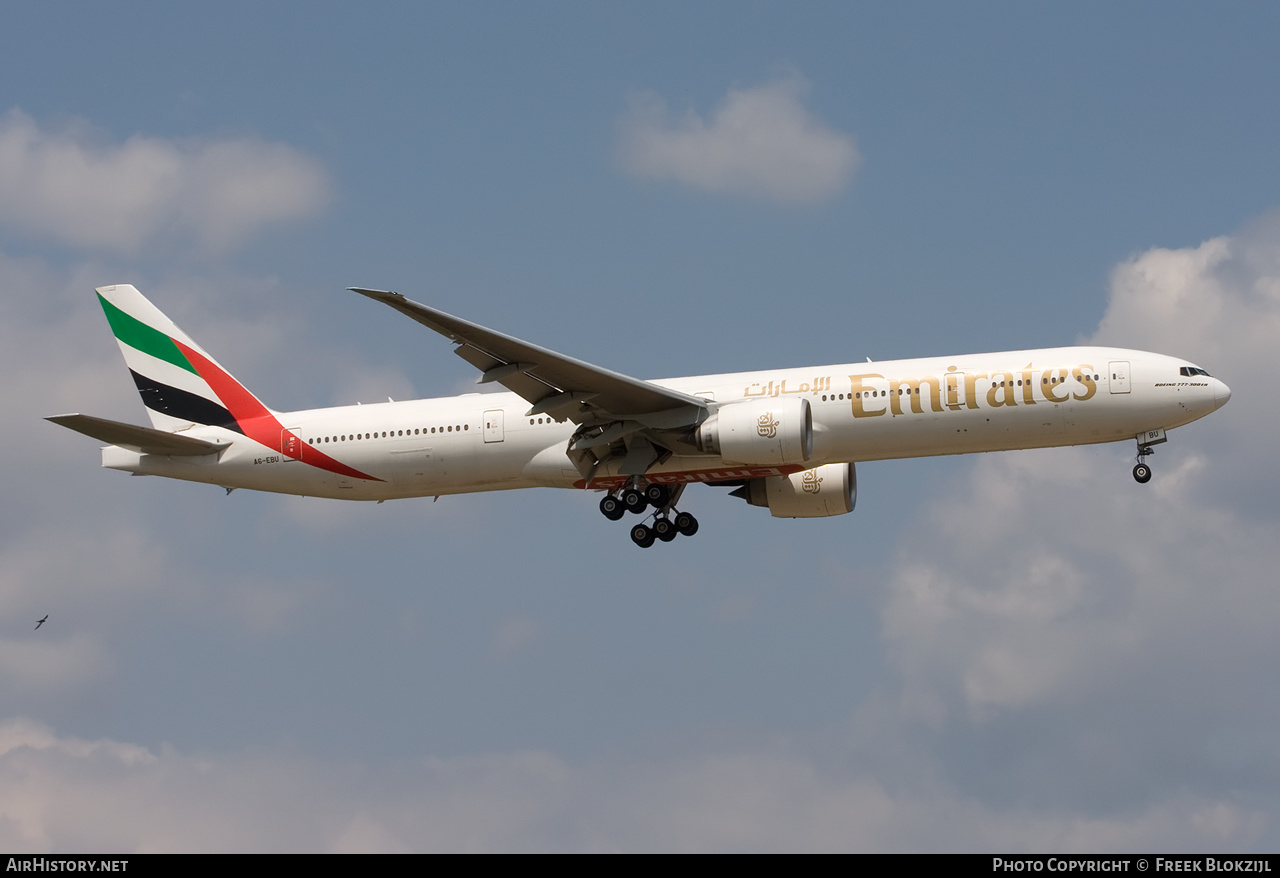 Aircraft Photo of A6-EBU | Boeing 777-31H/ER | Emirates | AirHistory.net #335028
